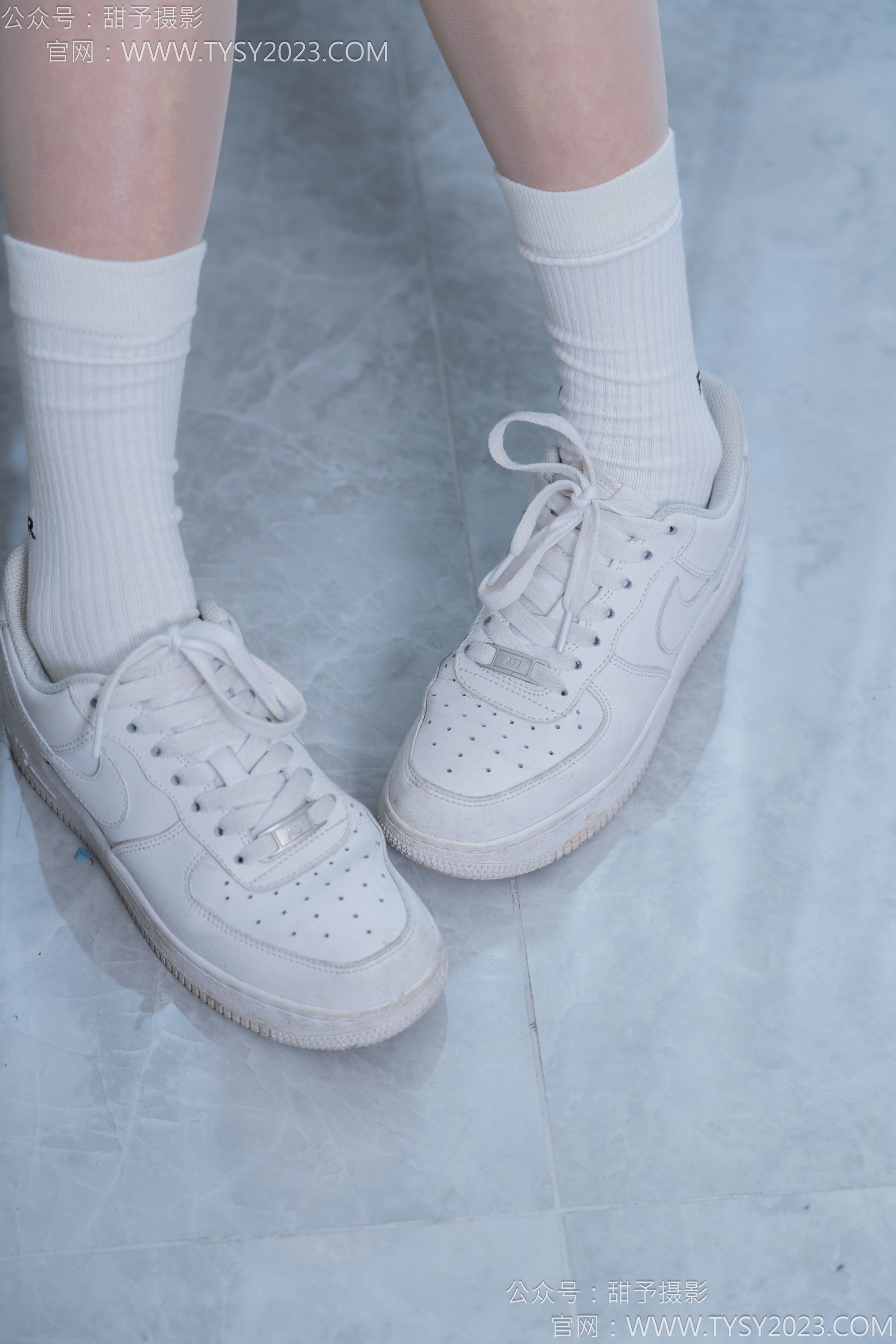 甜予摄影 No.152 咻咻 - 板鞋、白棉袜、薄肉丝/(130P)