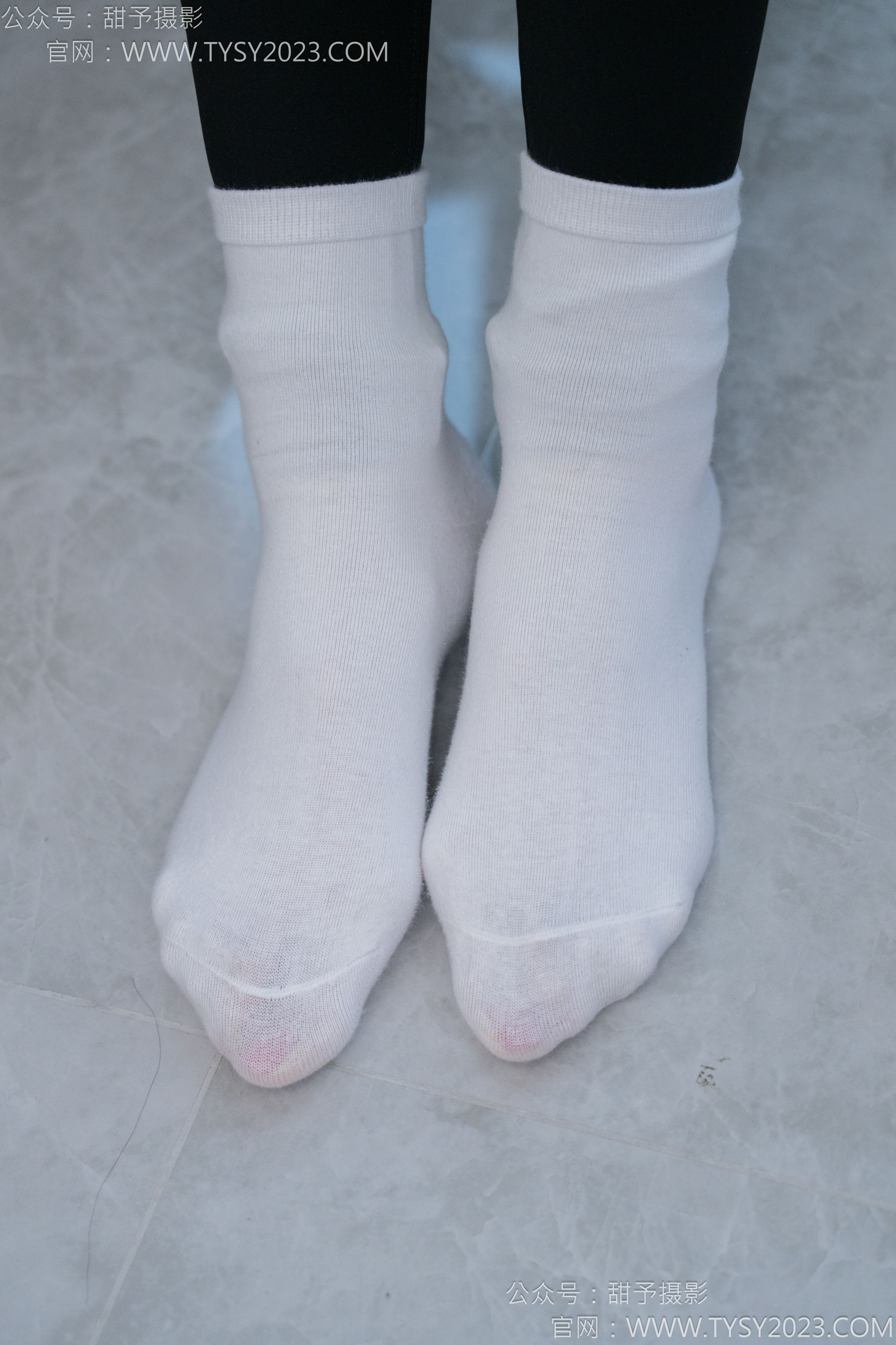 甜予摄影 No.155 咖啡豆 - 靴子、脏袜子、裸足/(132P)