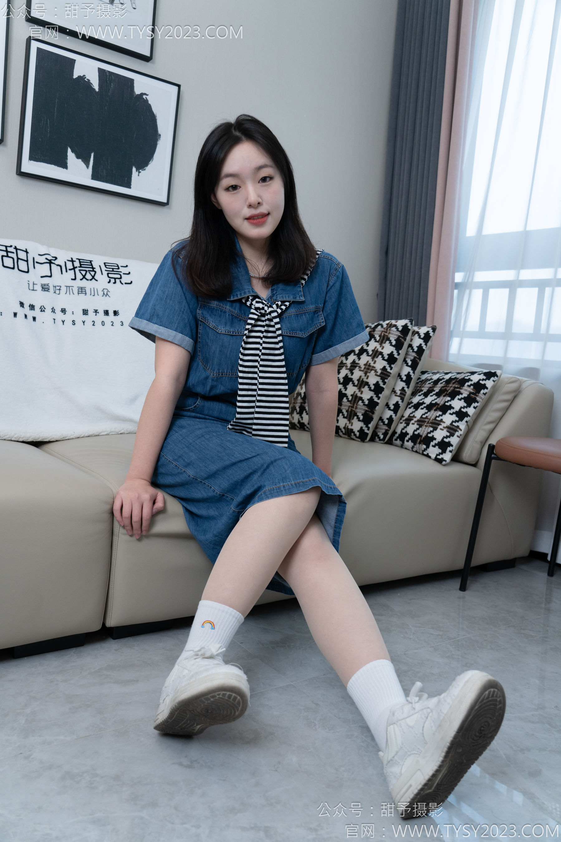 甜予摄影 No.151 小葵 - 板鞋、白棉袜、薄肉丝/(130P)