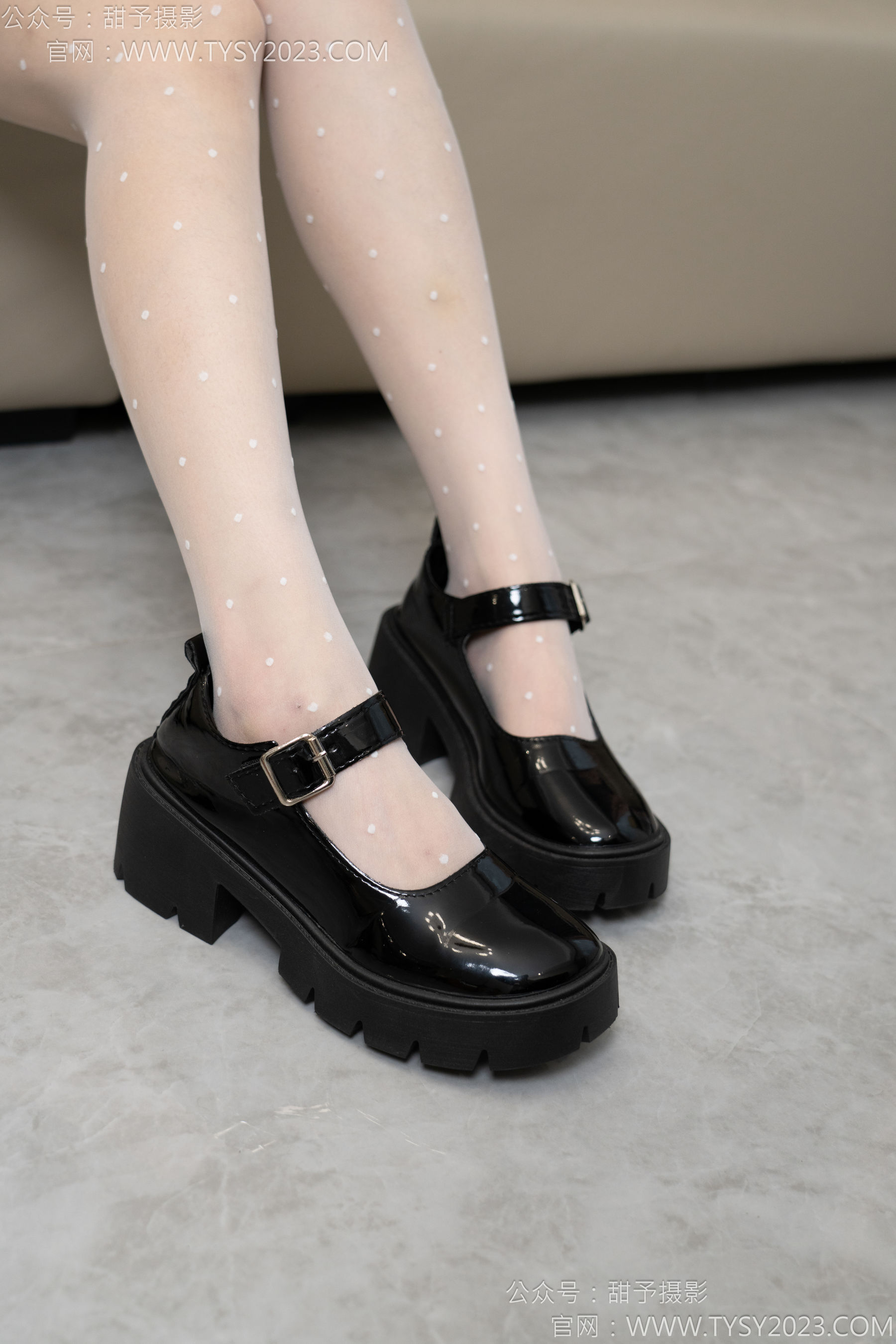 甜予摄影 No.150 澜澜 - 皮鞋、大腿袜、小腿袜、波点白丝袜/(162P)