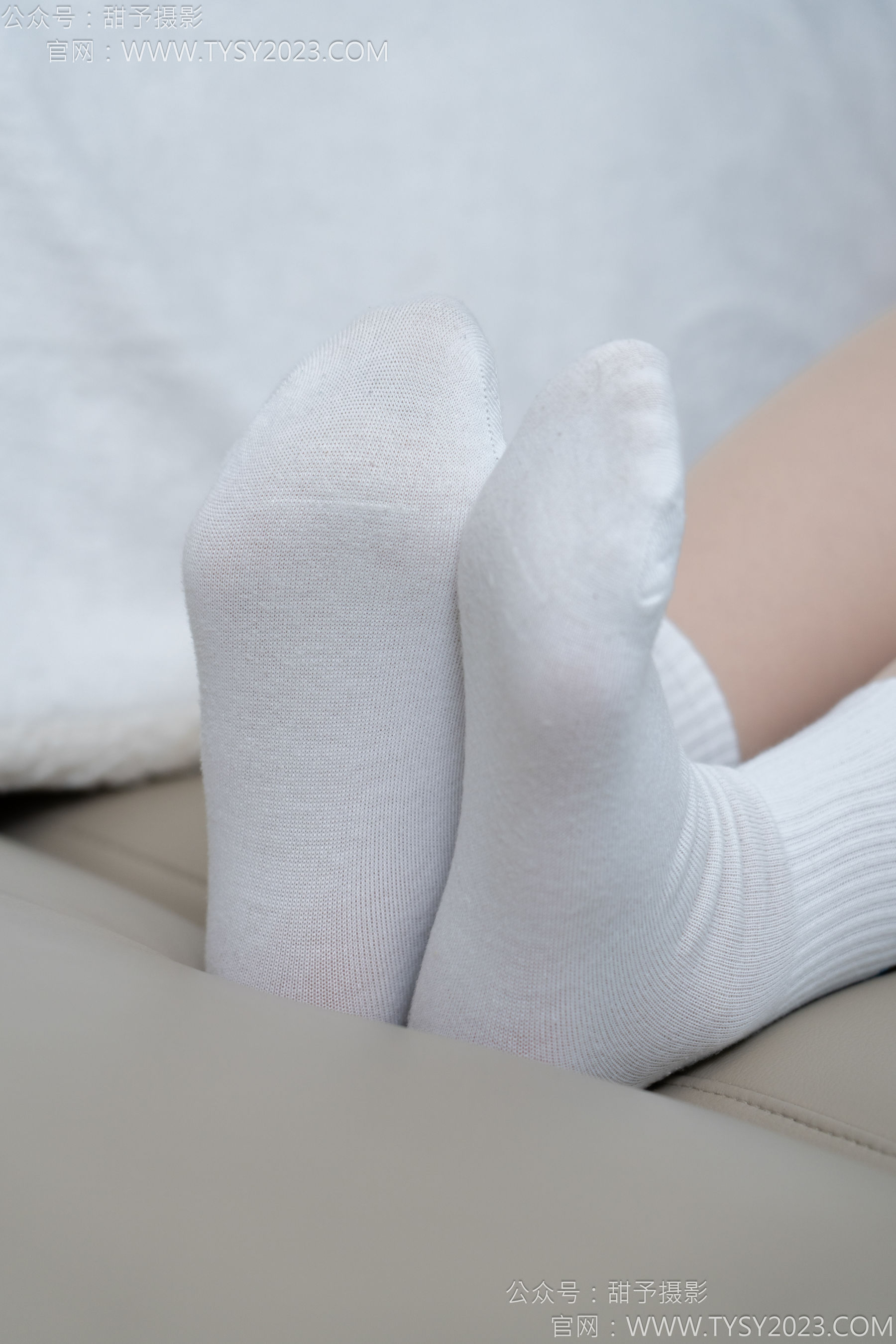 甜予摄影 No.151 小葵 - 板鞋、白棉袜、薄肉丝/(130P)