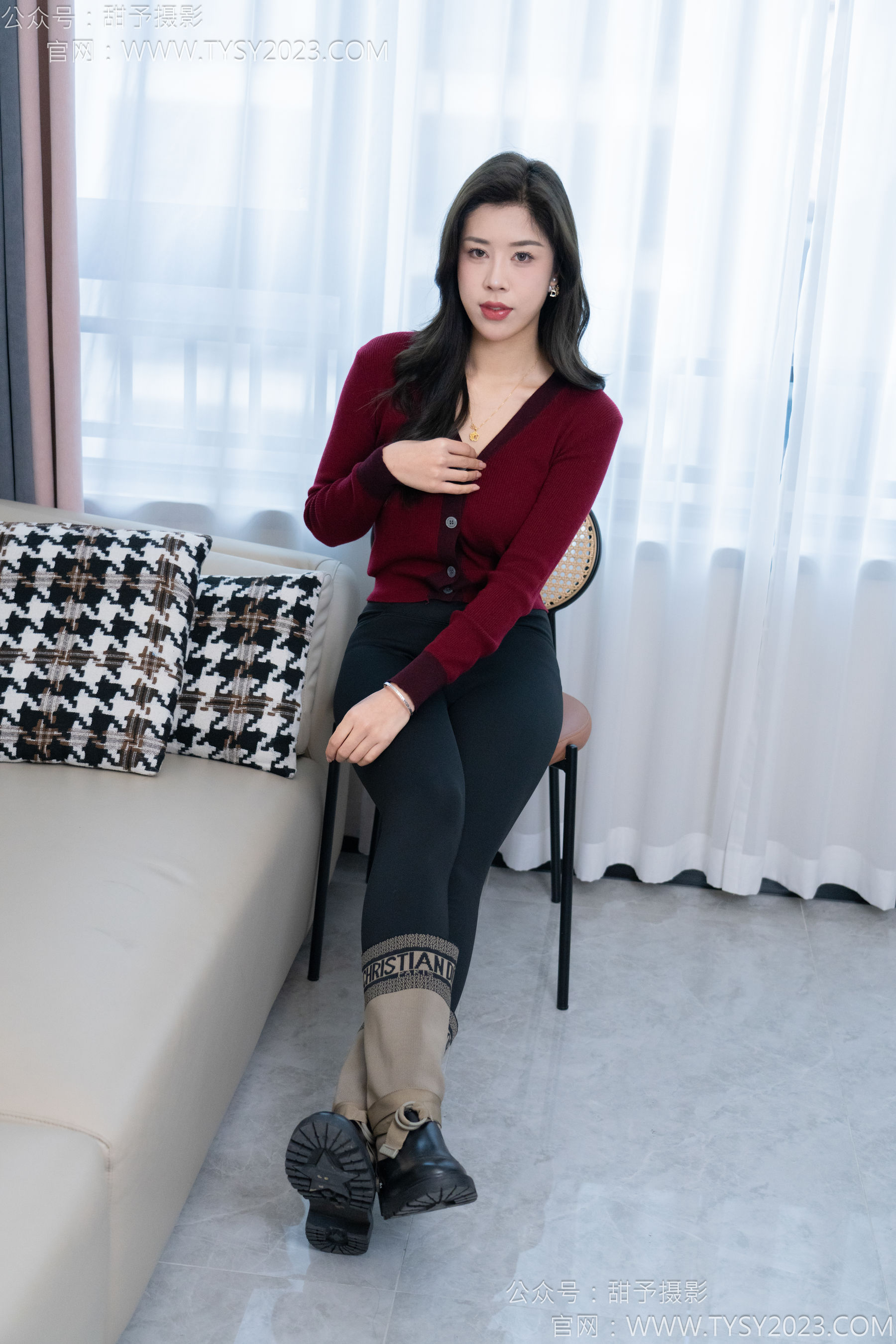 甜予摄影 No.155 咖啡豆 - 靴子、脏袜子、裸足/(132P)