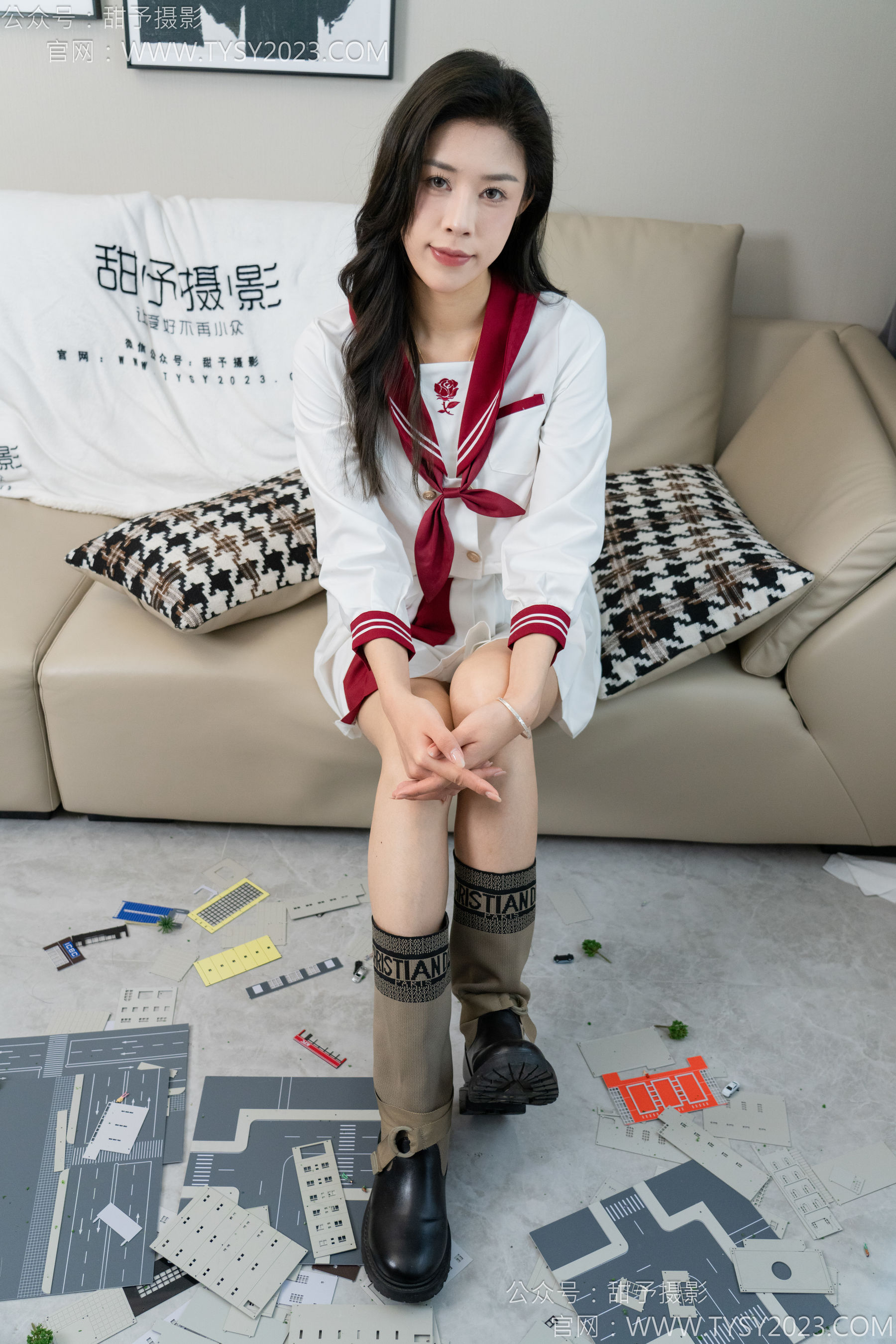 甜予摄影 No.148 咖啡豆 - 靴子、白棉袜、裸足/(169P)