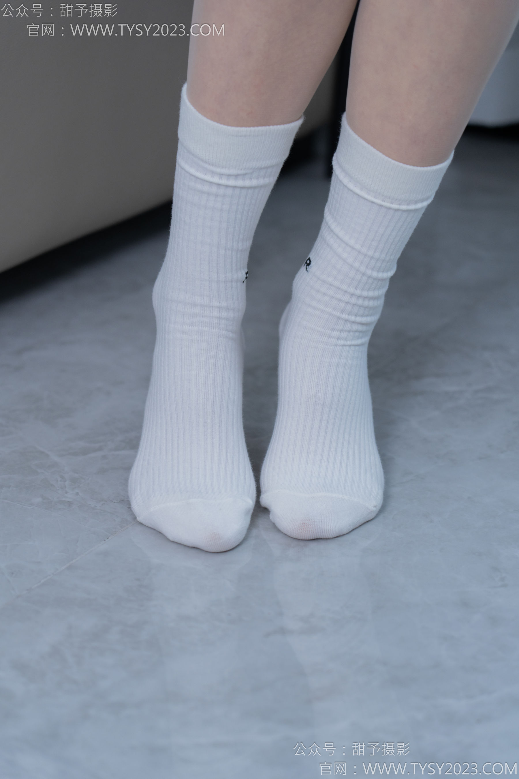 甜予摄影 No.152 咻咻 - 板鞋、白棉袜、薄肉丝/(130P)