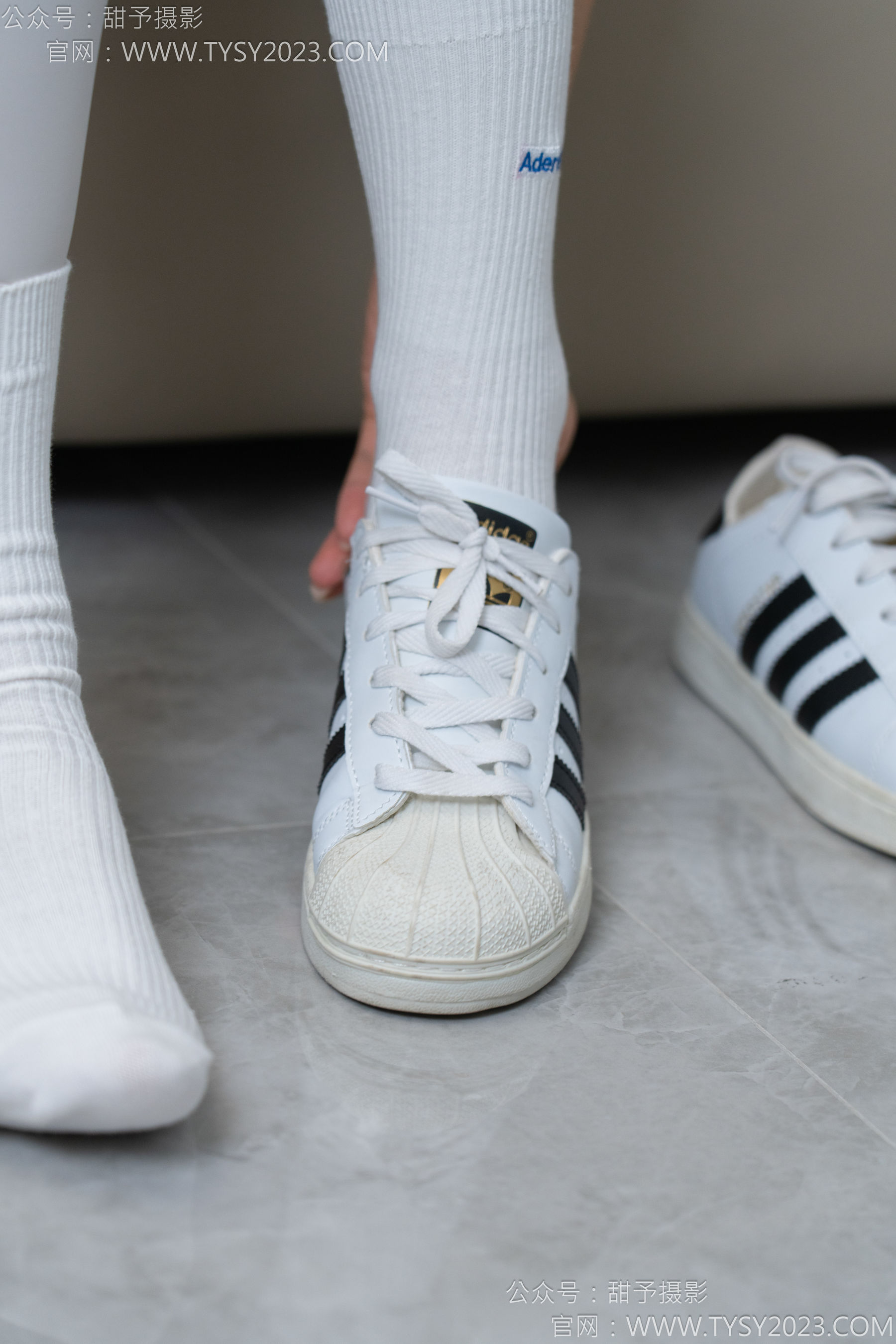 甜予摄影 No.157 澜澜&咖啡豆 - 帆布鞋、板鞋、白棉袜、薄黑丝、薄肉丝/(144P)