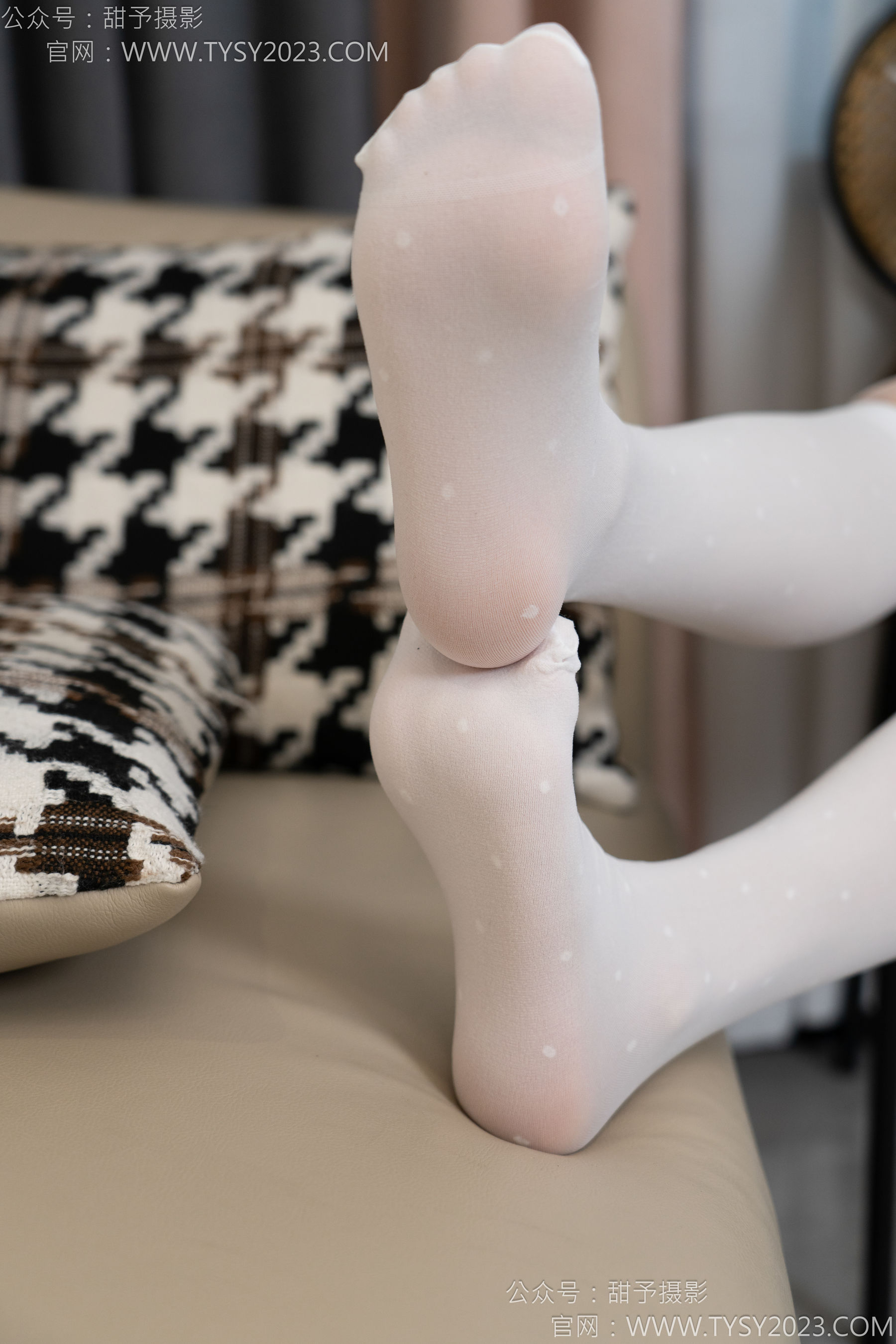 甜予摄影 No.150 澜澜 - 皮鞋、大腿袜、小腿袜、波点白丝袜/(162P)