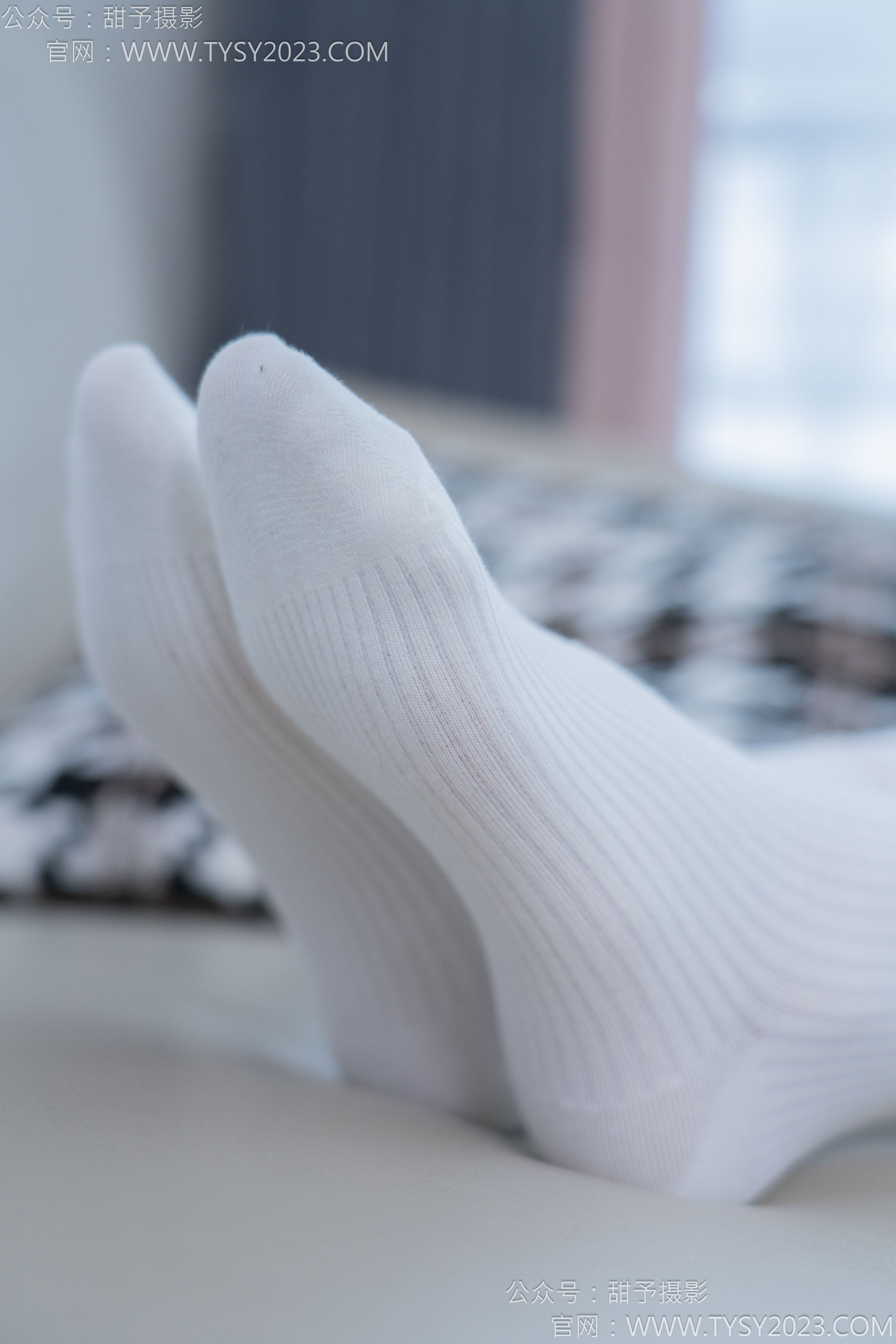 甜予摄影 No.152 咻咻 - 板鞋、白棉袜、薄肉丝/(130P)