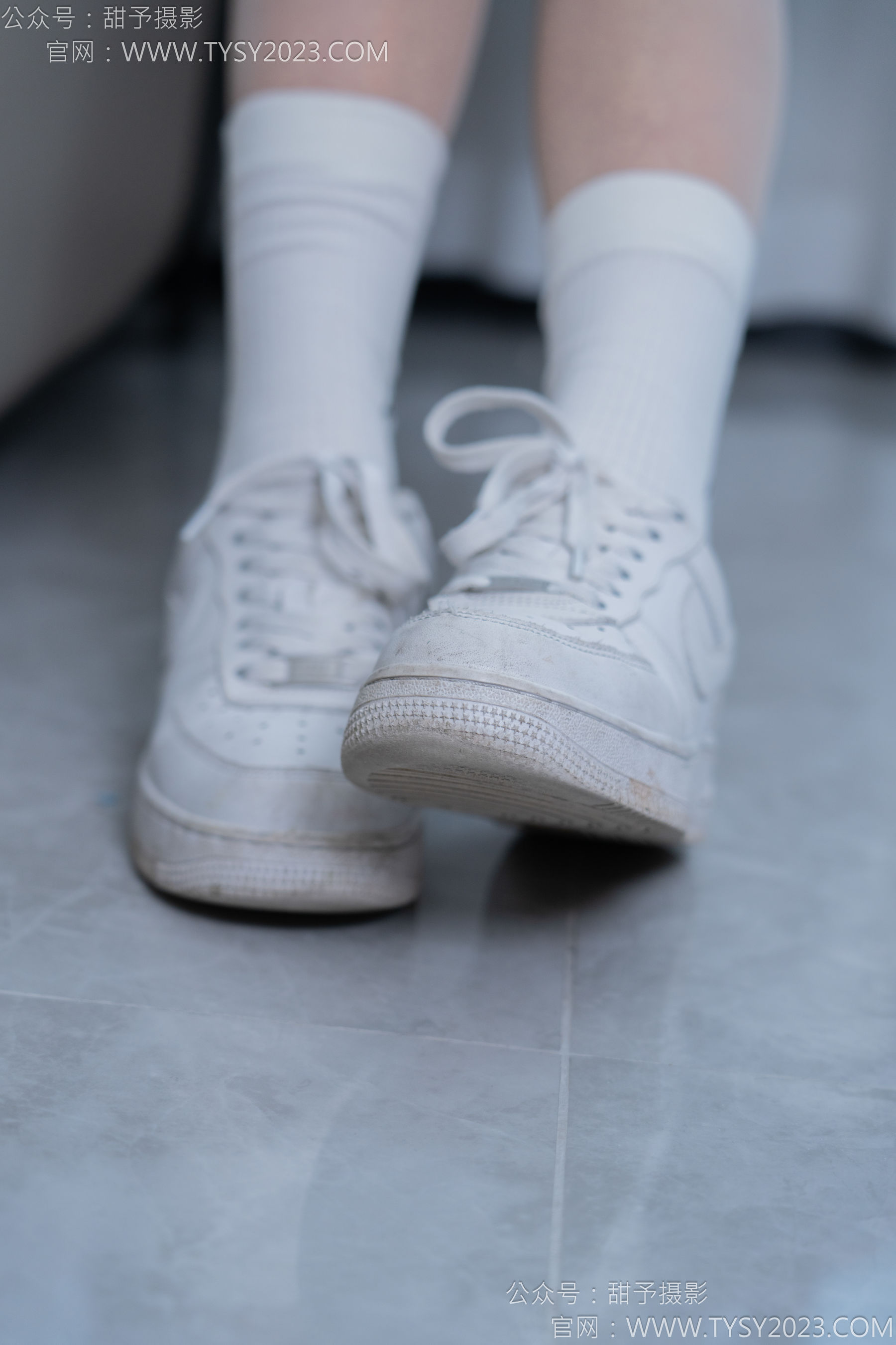 甜予摄影 No.152 咻咻 - 板鞋、白棉袜、薄肉丝/(130P)