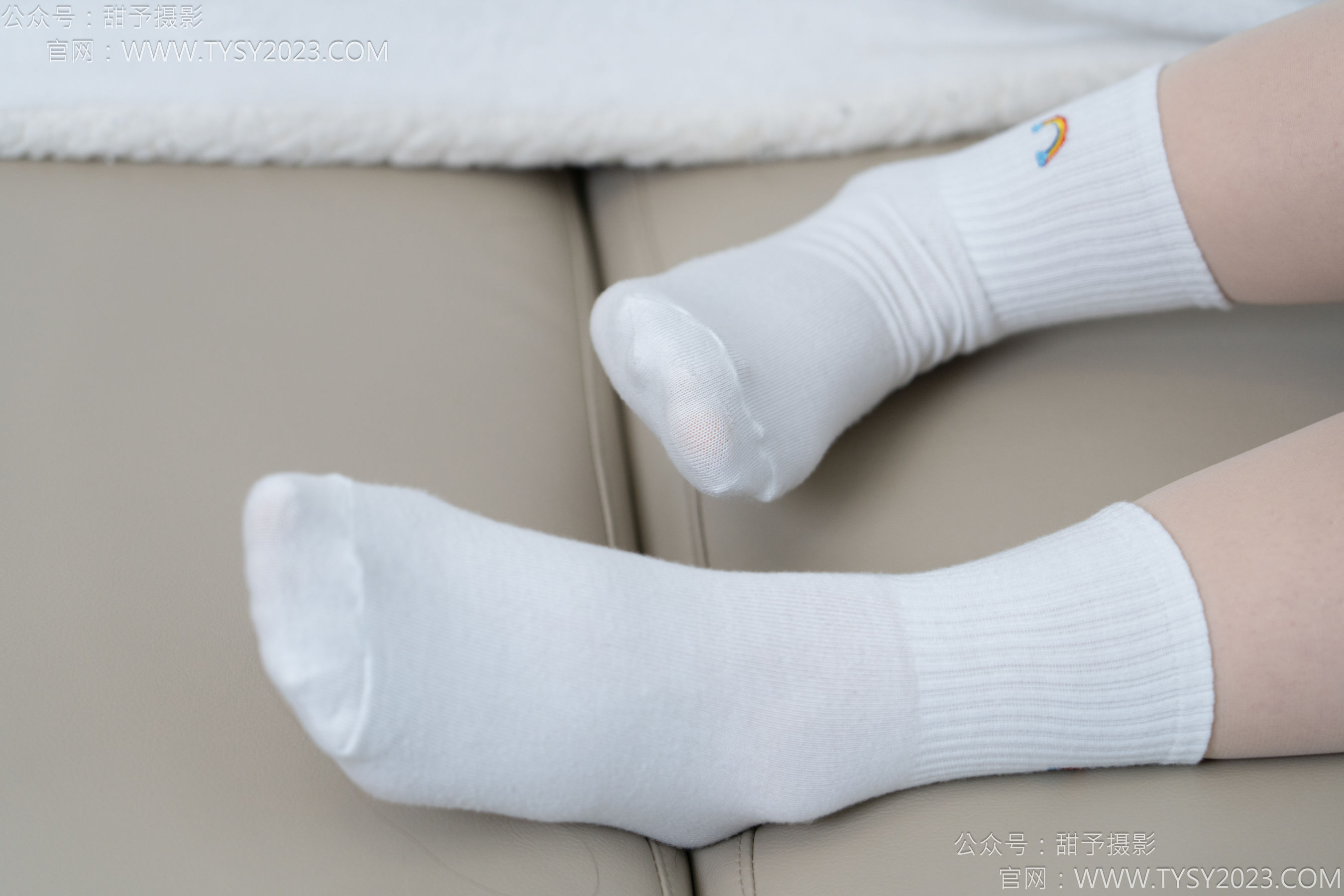 甜予摄影 No.151 小葵 - 板鞋、白棉袜、薄肉丝/(130P)