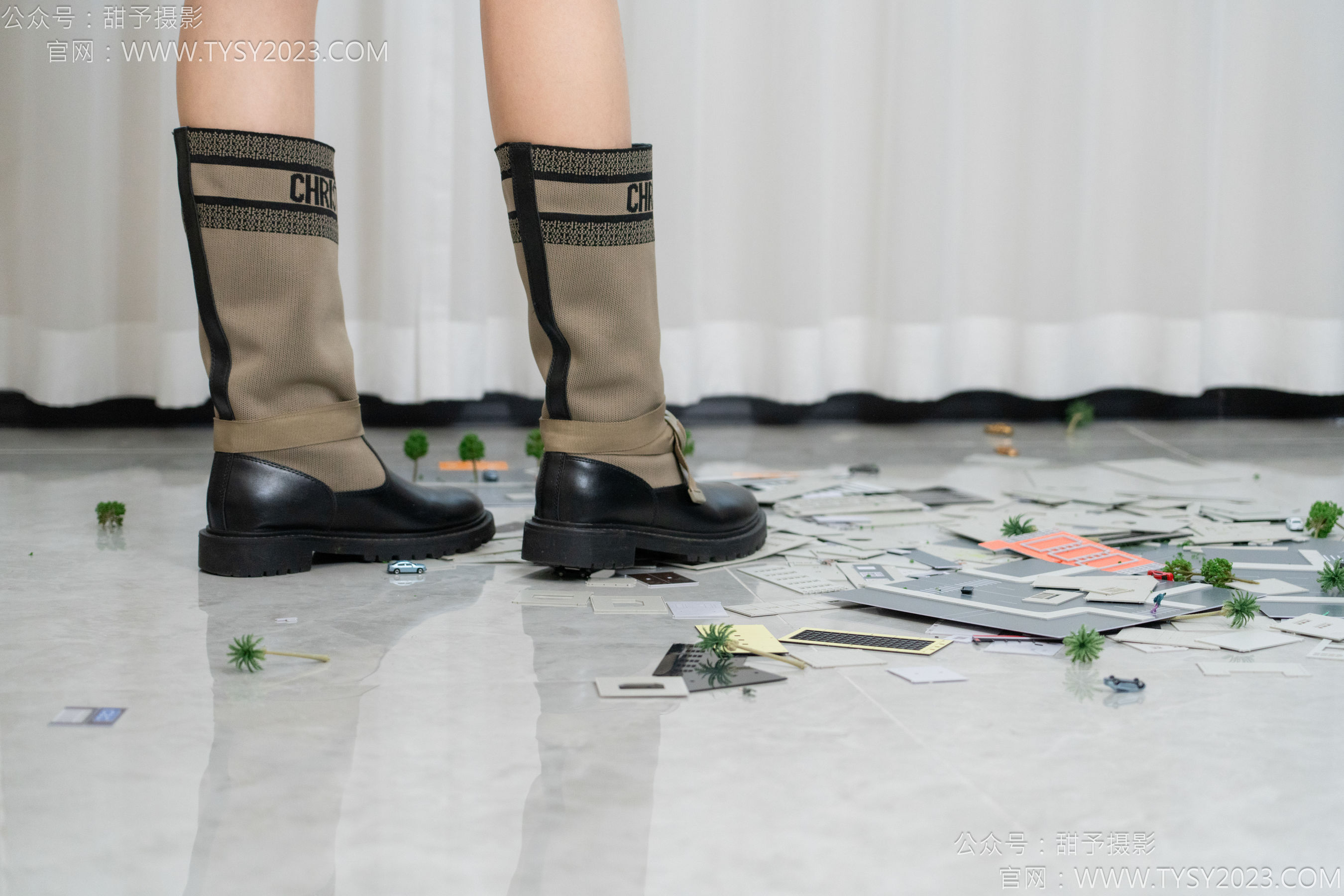 甜予摄影 No.148 咖啡豆 - 靴子、白棉袜、裸足/(169P)