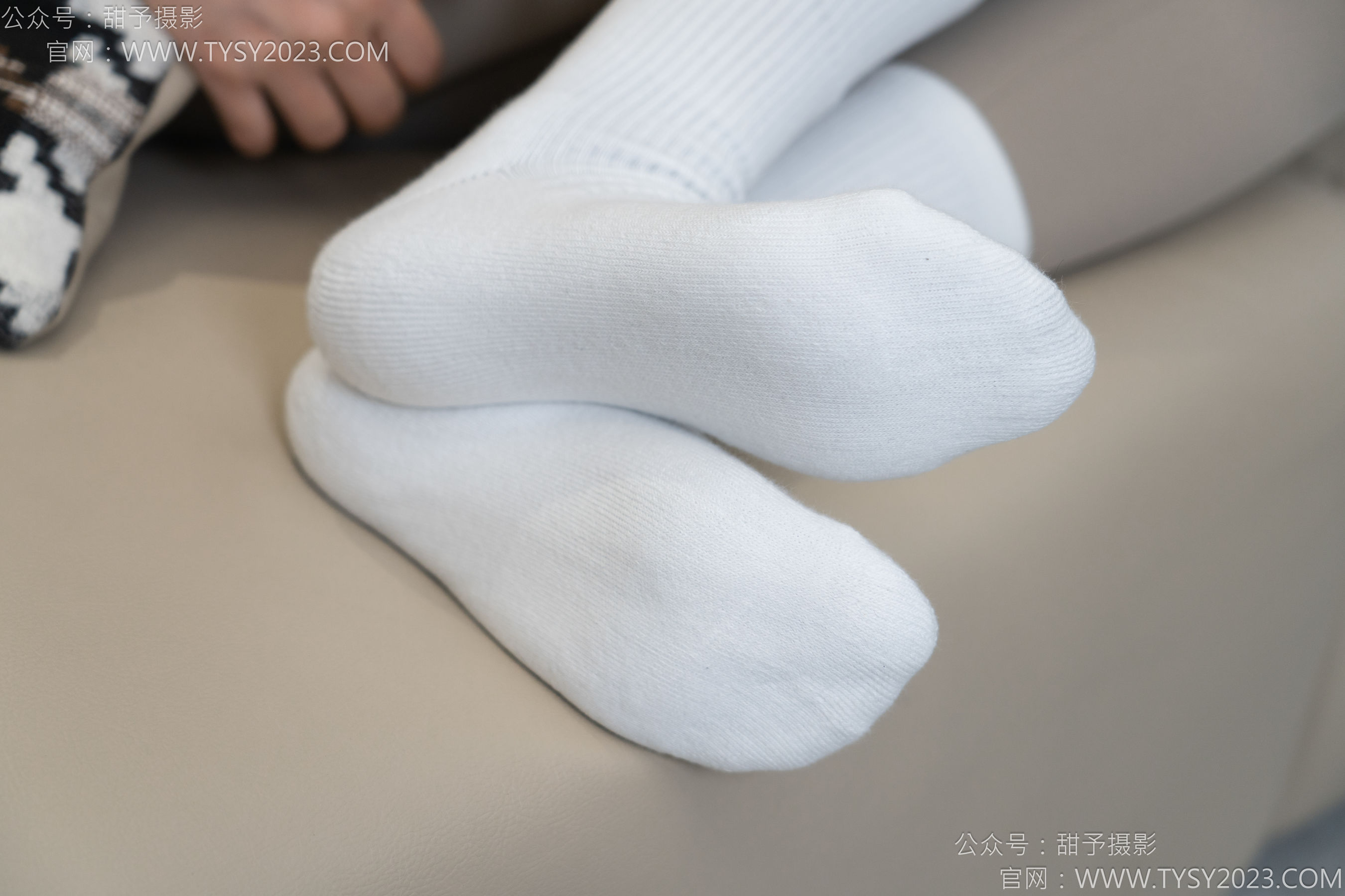 甜予摄影 No.157 澜澜&咖啡豆 - 帆布鞋、板鞋、白棉袜、薄黑丝、薄肉丝/(144P)