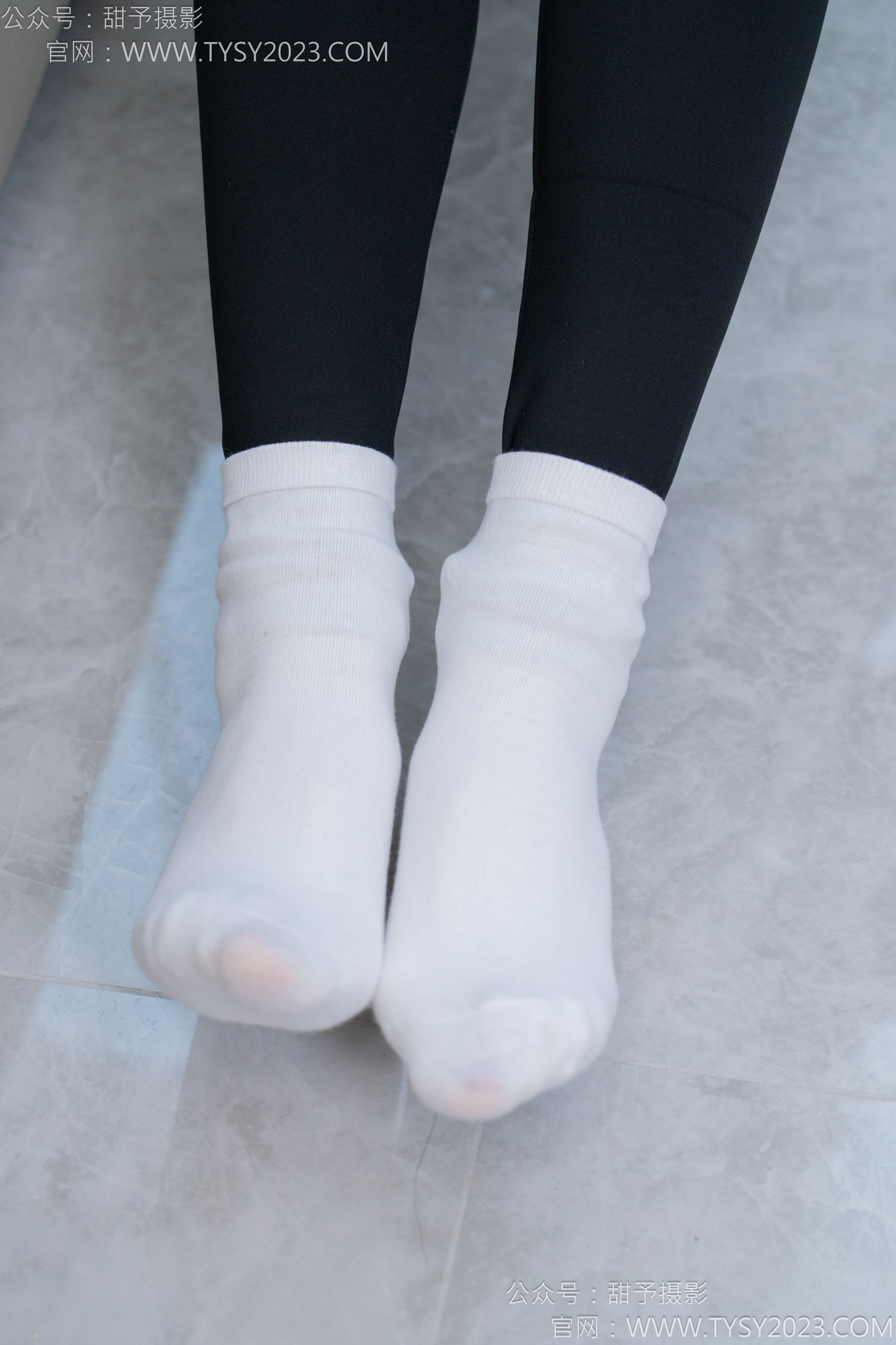 甜予摄影 No.155 咖啡豆 - 靴子、脏袜子、裸足/(132P)