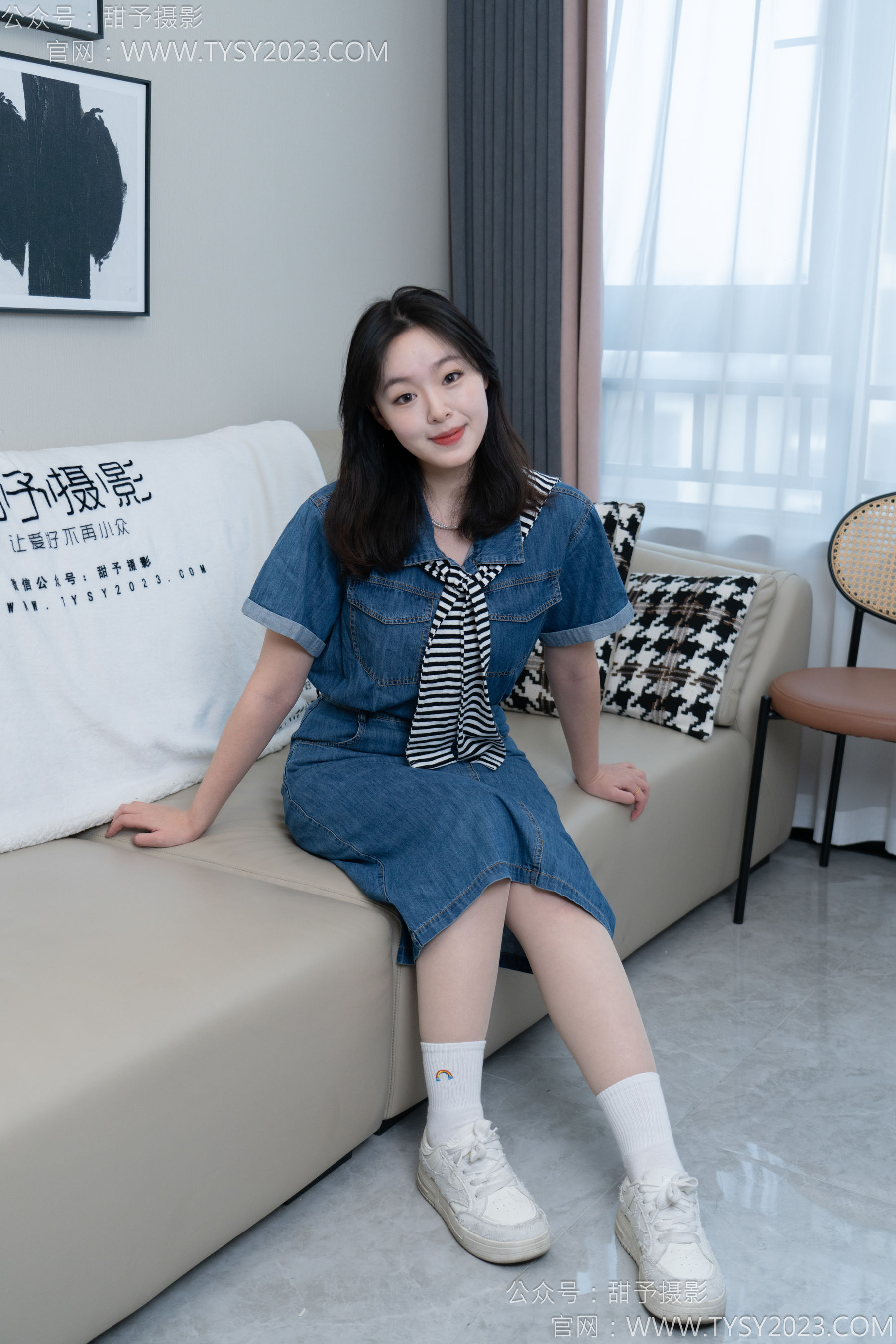 甜予摄影 No.151 小葵 - 板鞋、白棉袜、薄肉丝/(130P)