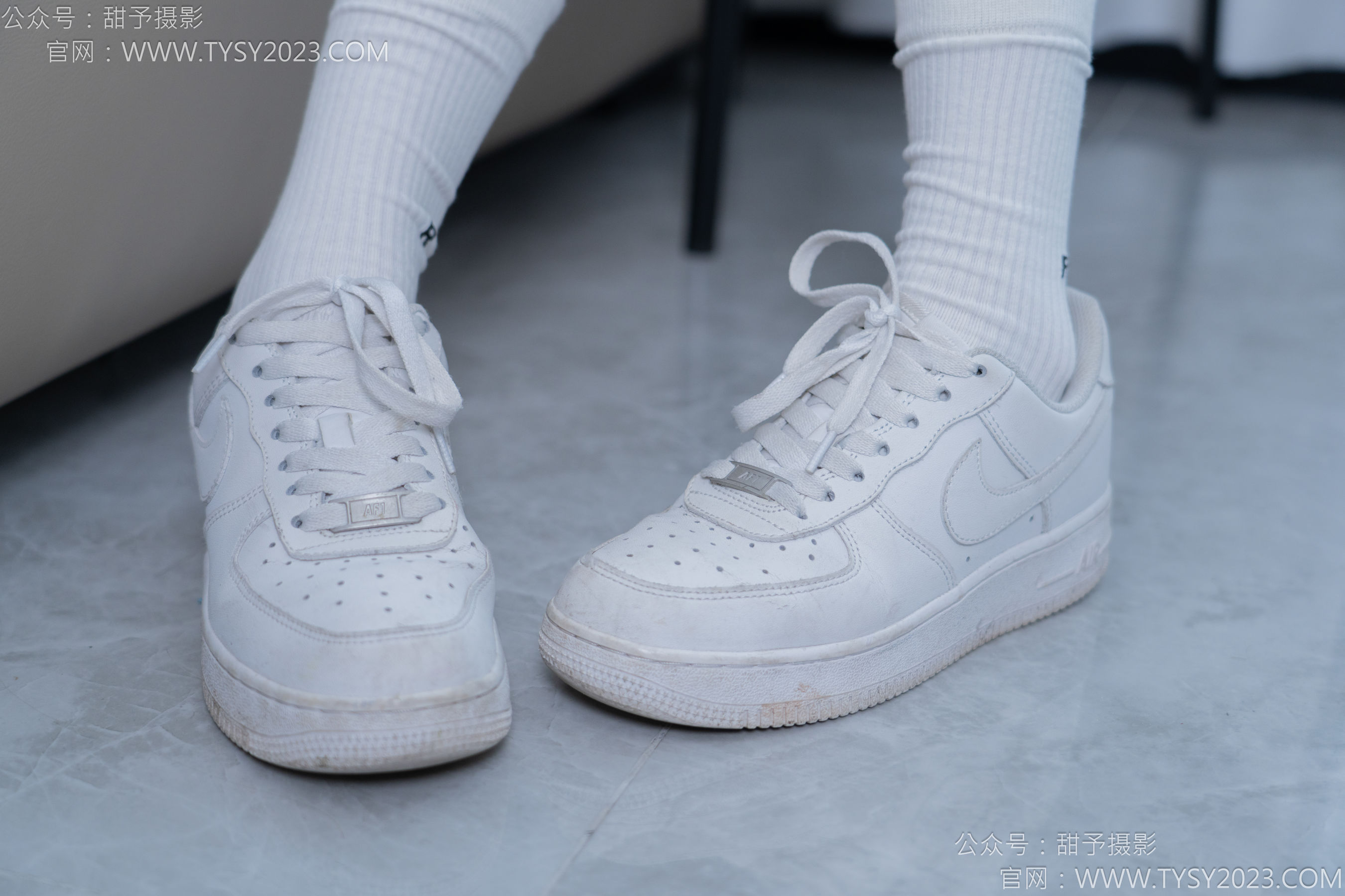 甜予摄影 No.152 咻咻 - 板鞋、白棉袜、薄肉丝/(130P)