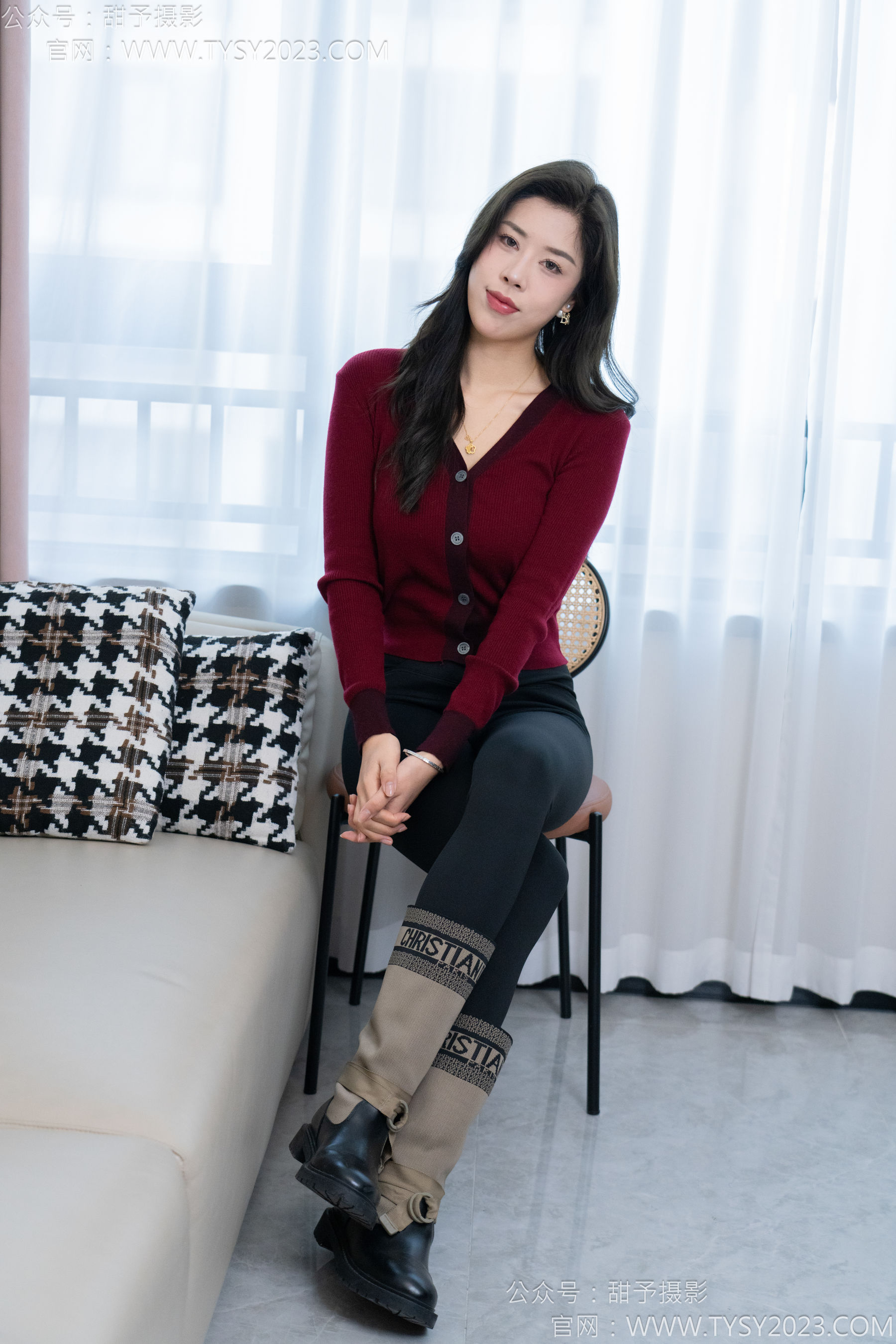 甜予摄影 No.155 咖啡豆 - 靴子、脏袜子、裸足/(132P)