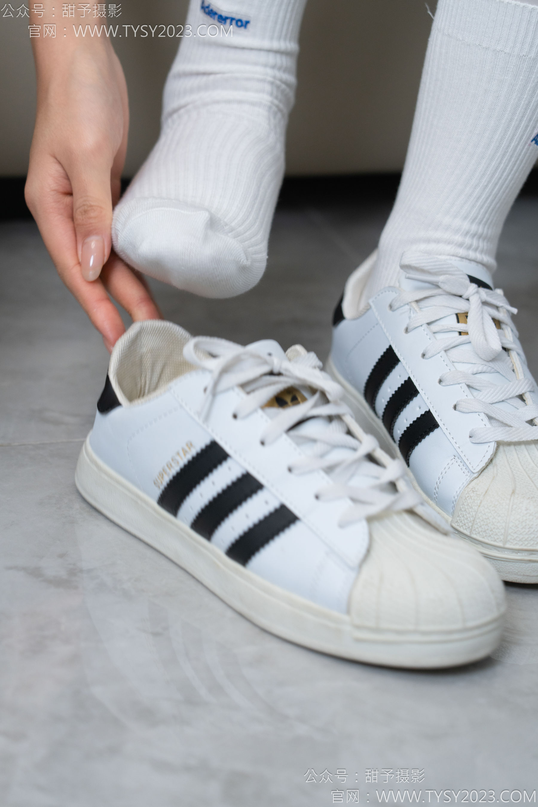 甜予摄影 No.157 澜澜&咖啡豆 - 帆布鞋、板鞋、白棉袜、薄黑丝、薄肉丝/(144P)