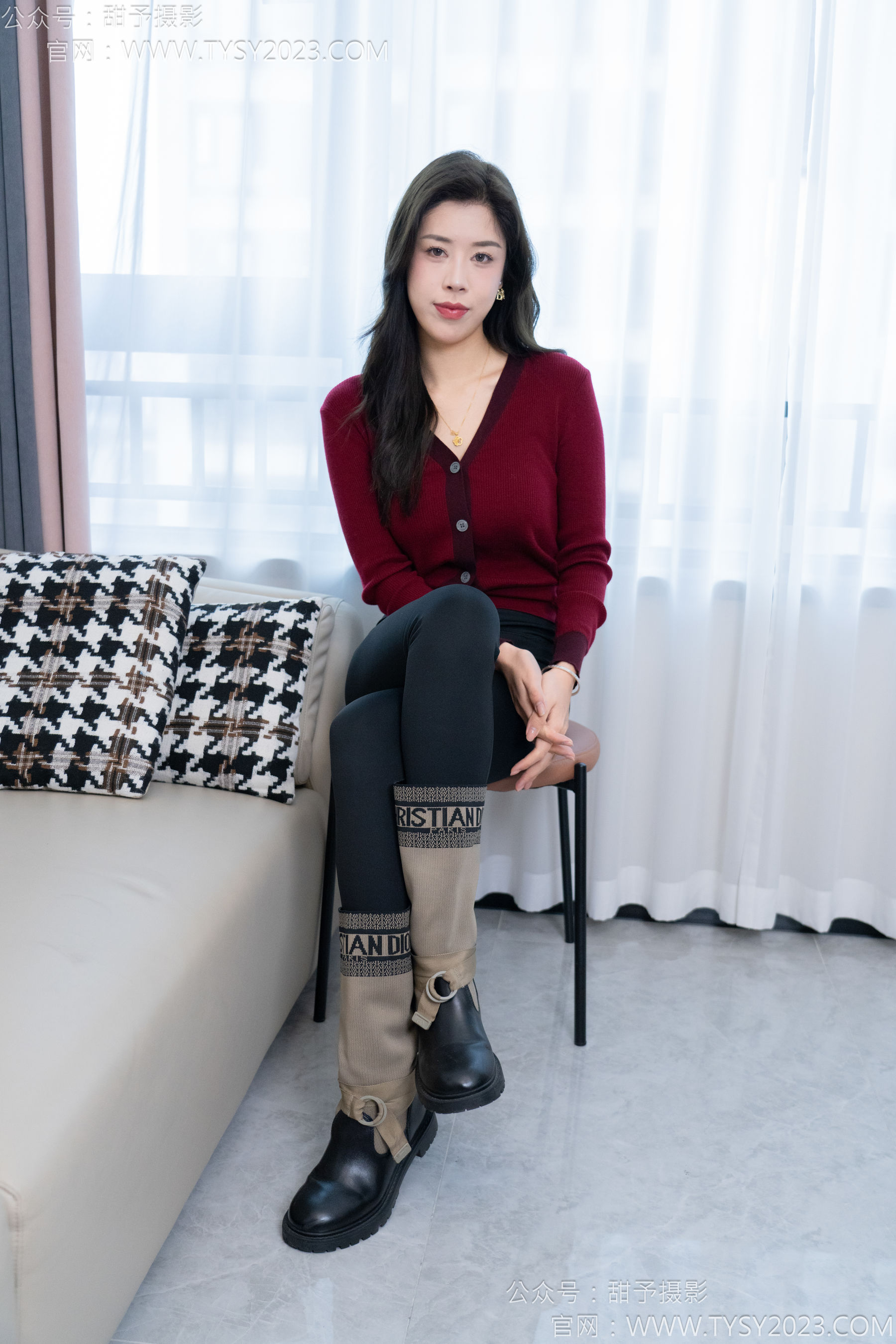 甜予摄影 No.155 咖啡豆 - 靴子、脏袜子、裸足/(132P)