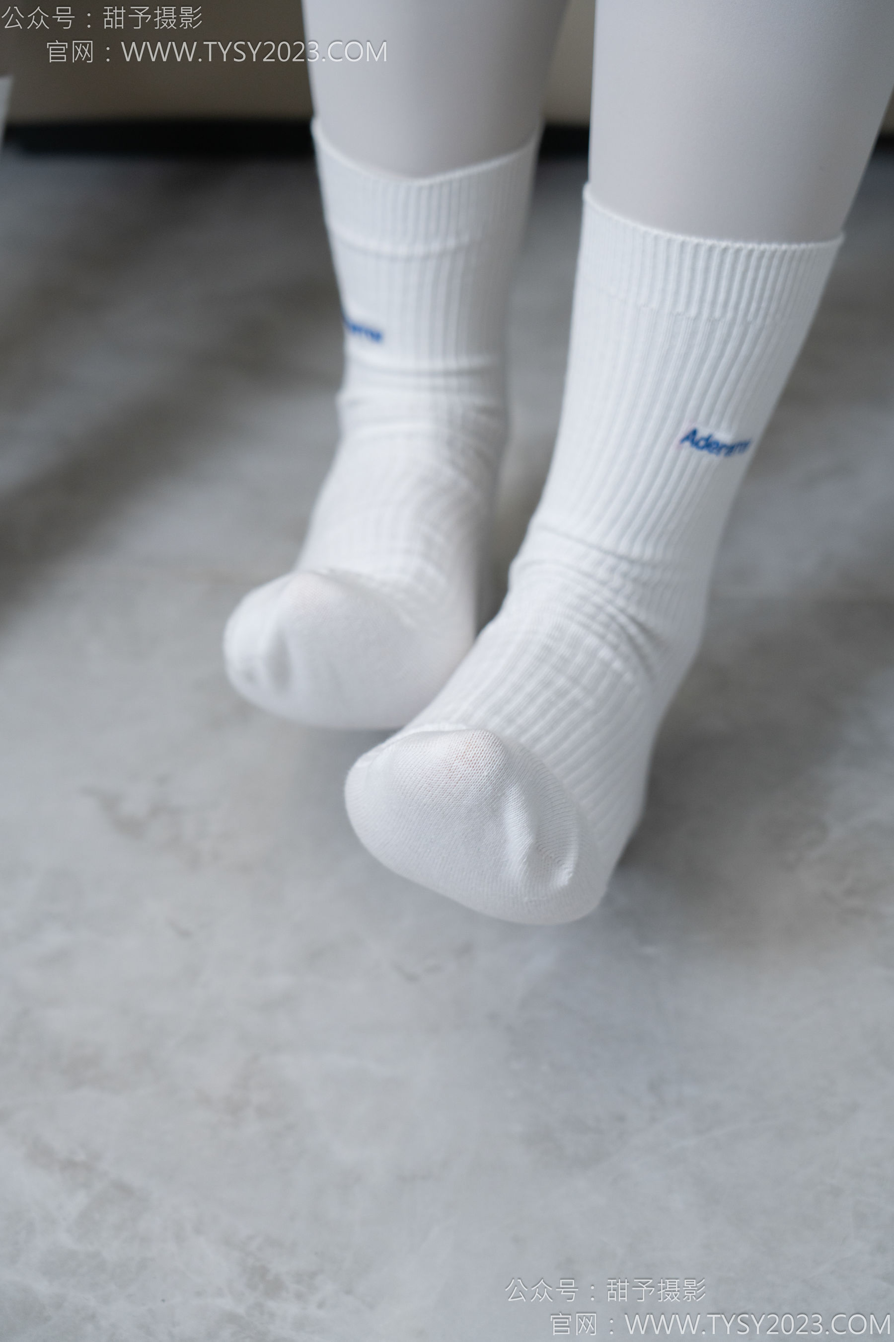 甜予摄影 No.157 澜澜&咖啡豆 - 帆布鞋、板鞋、白棉袜、薄黑丝、薄肉丝/(144P)