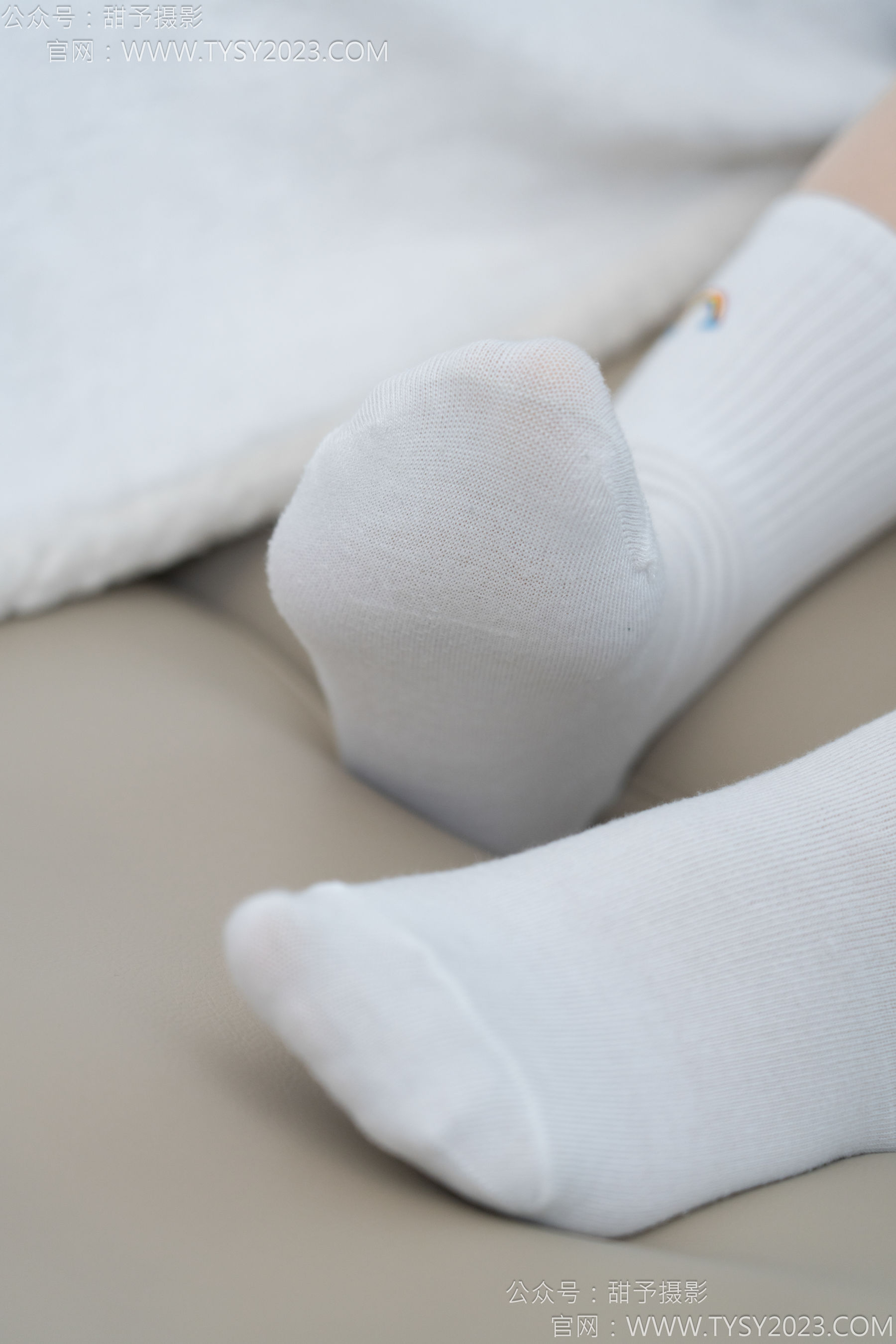 甜予摄影 No.151 小葵 - 板鞋、白棉袜、薄肉丝/(130P)