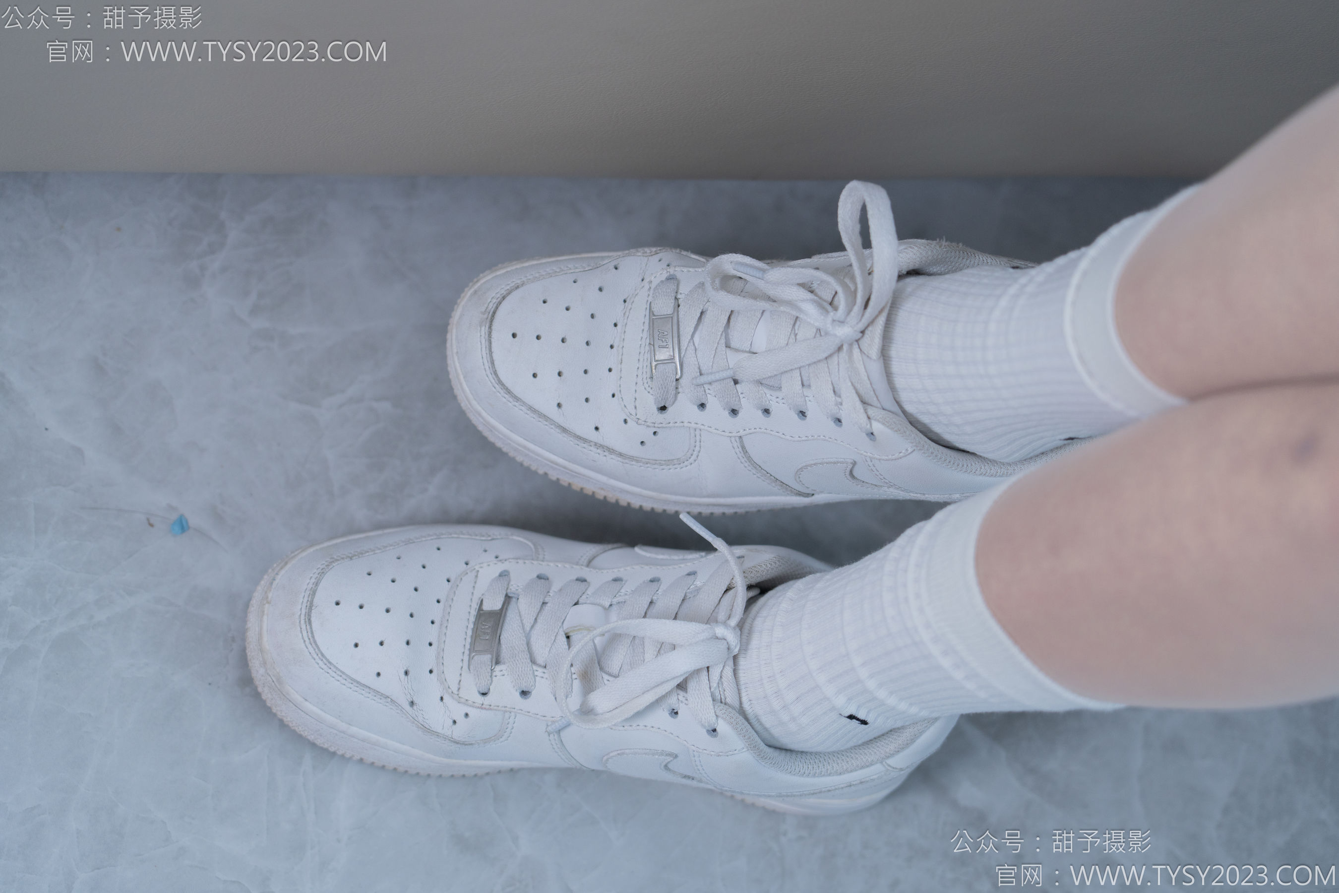 甜予摄影 No.152 咻咻 - 板鞋、白棉袜、薄肉丝/(130P)