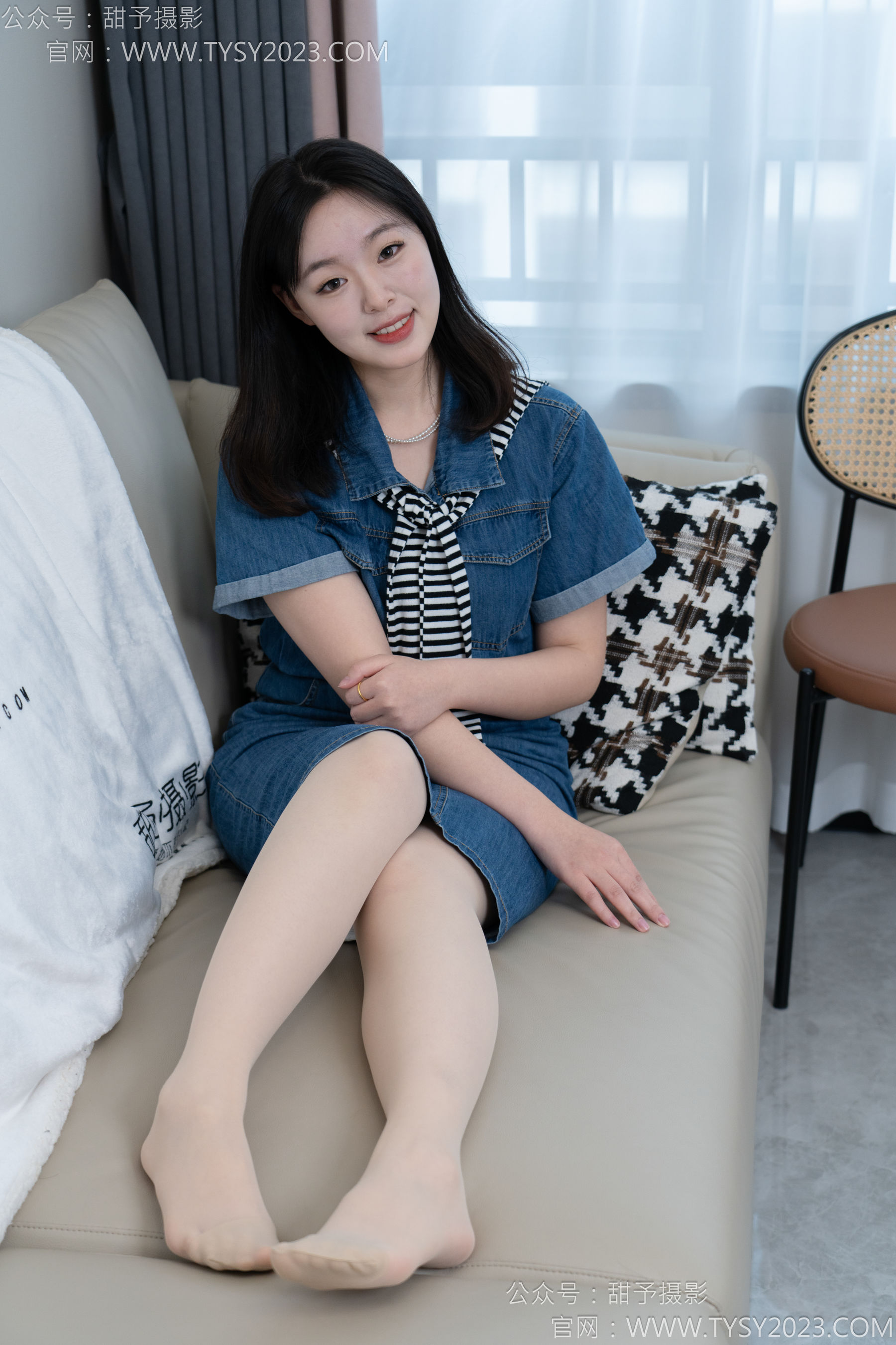 甜予摄影 No.151 小葵 - 板鞋、白棉袜、薄肉丝/(130P)