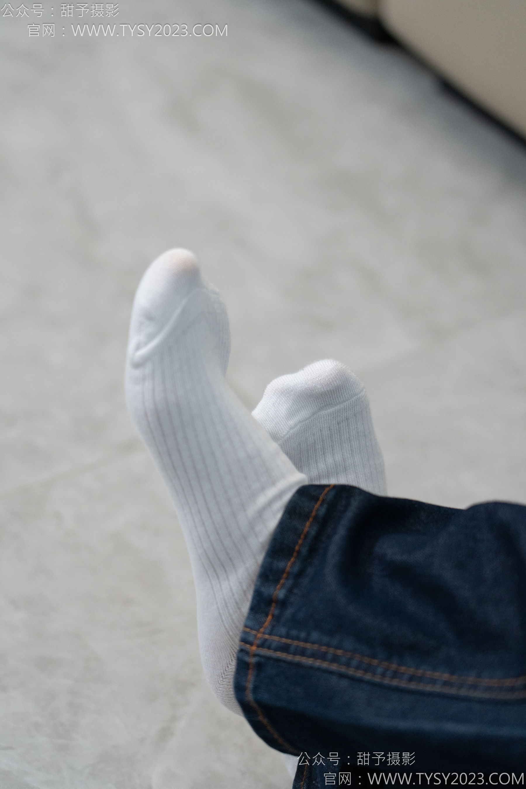 甜予摄影 No.149 诺诺 - 板鞋、白棉袜、裸足/(125P)
