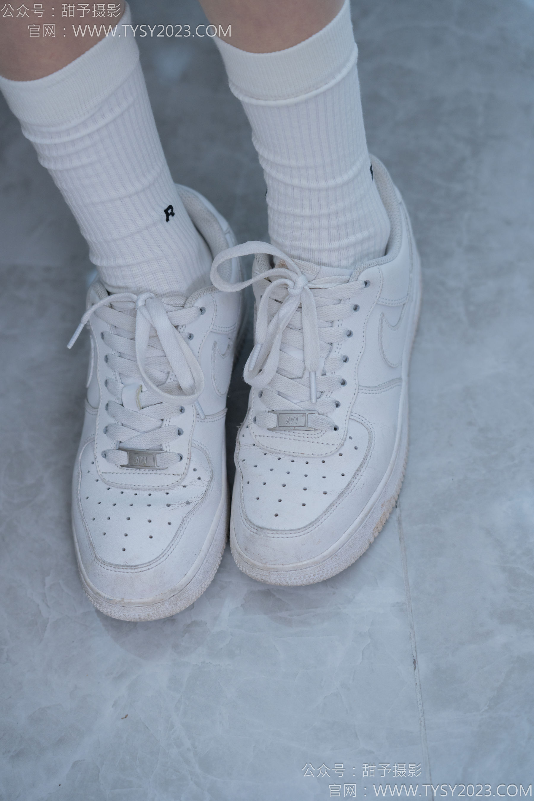 甜予摄影 No.152 咻咻 - 板鞋、白棉袜、薄肉丝/(130P)