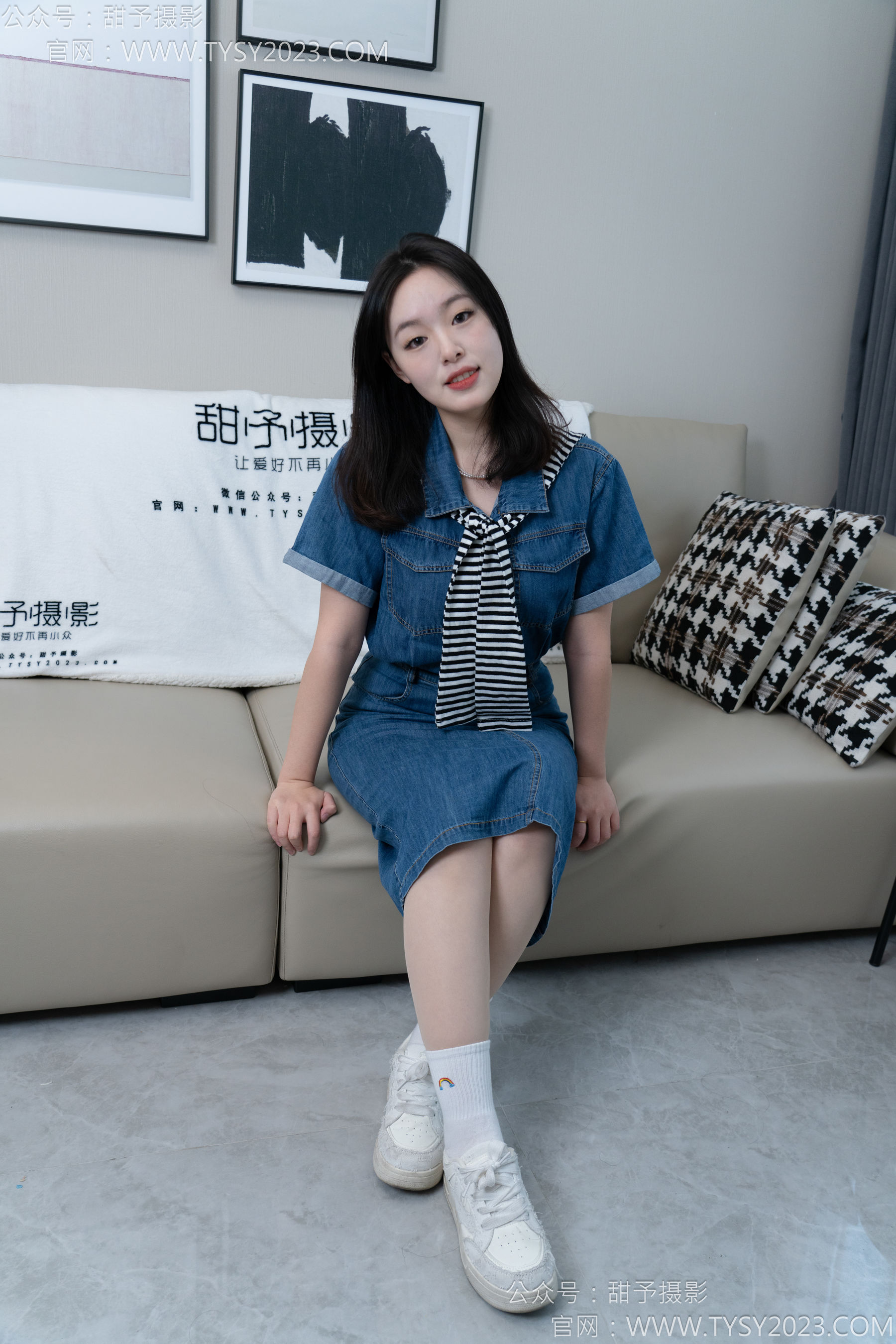甜予摄影 No.151 小葵 - 板鞋、白棉袜、薄肉丝/(130P)