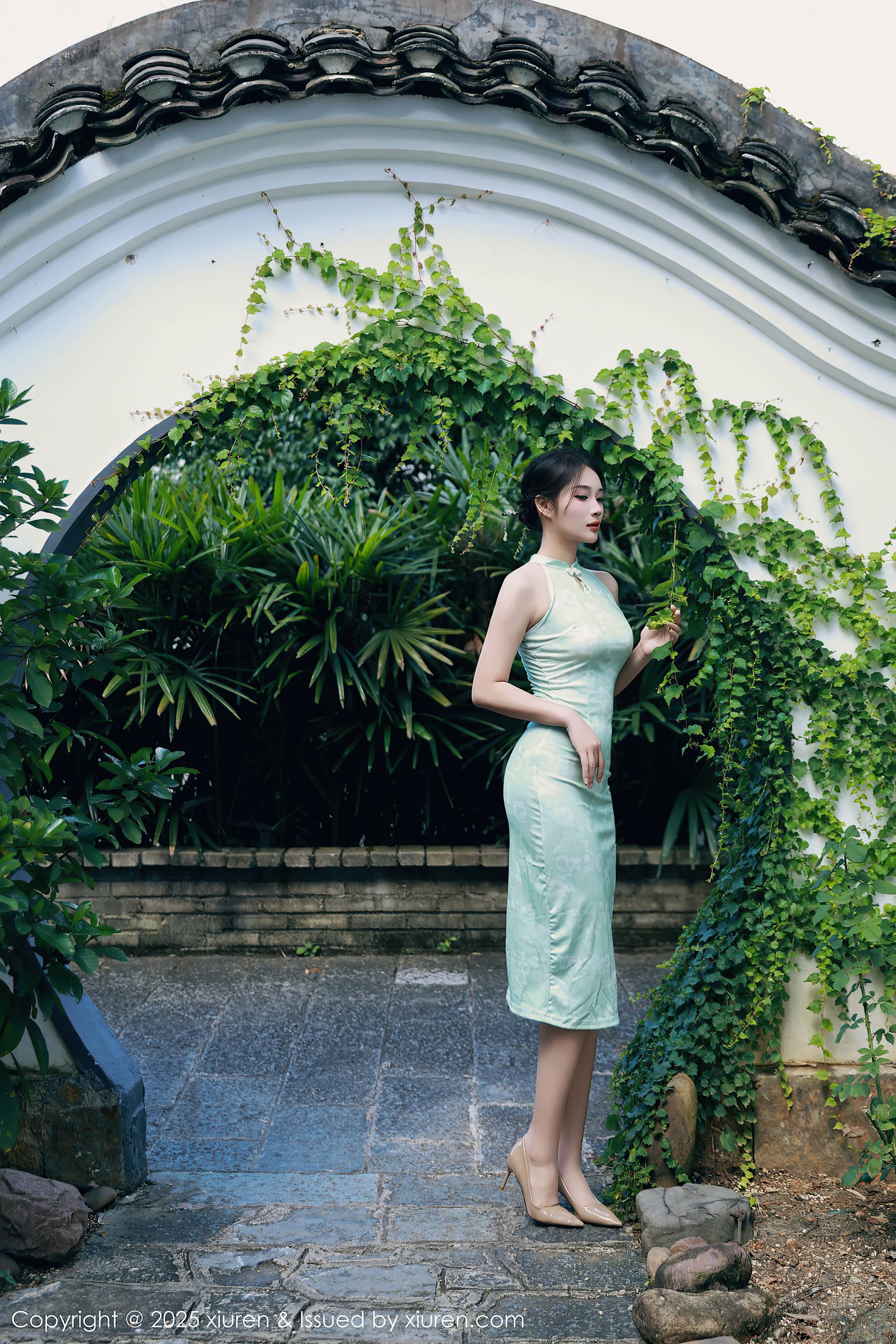 [秀人XiuRen] 2025.07.11 No.10538 南乔/(84P)