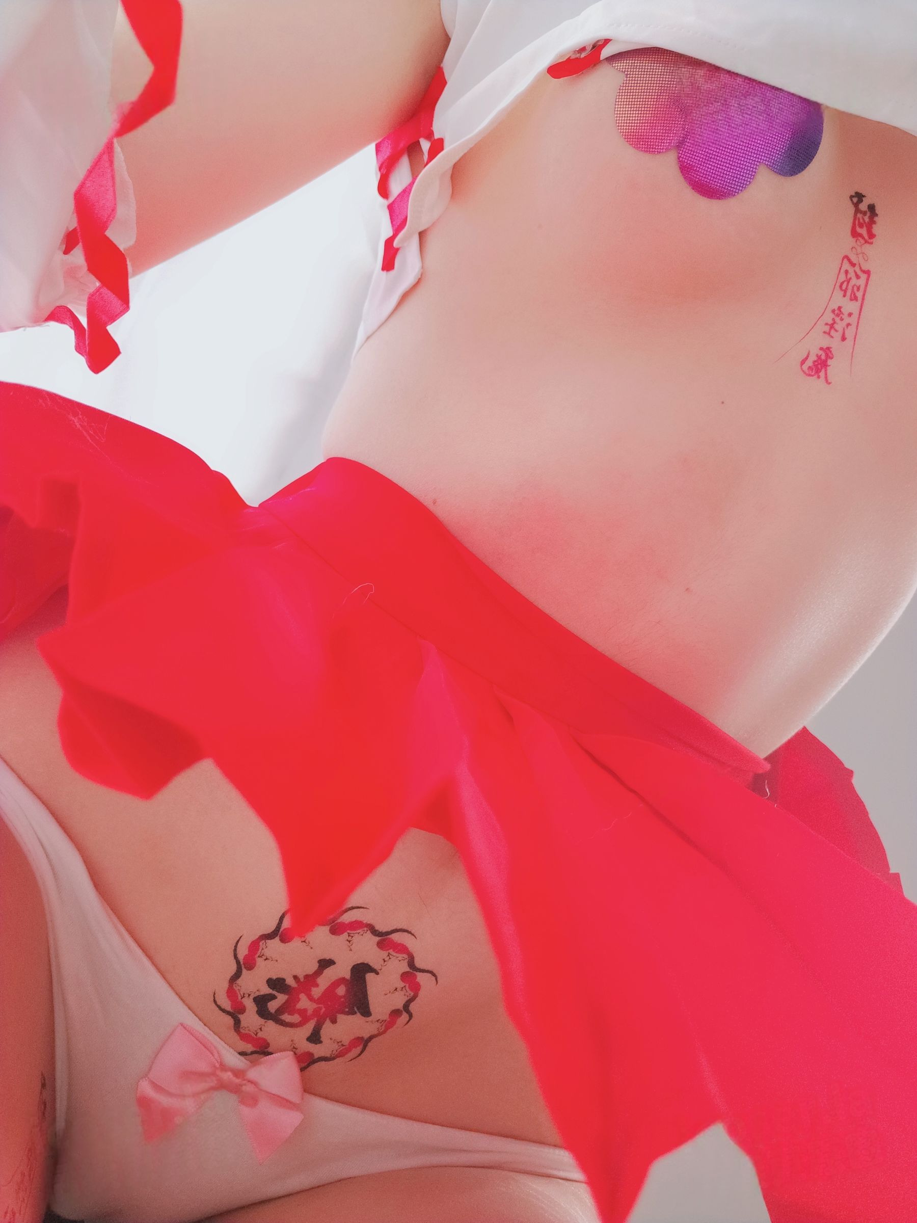 Coser小姐姐 白银 - 神社小狐狸/(93P)