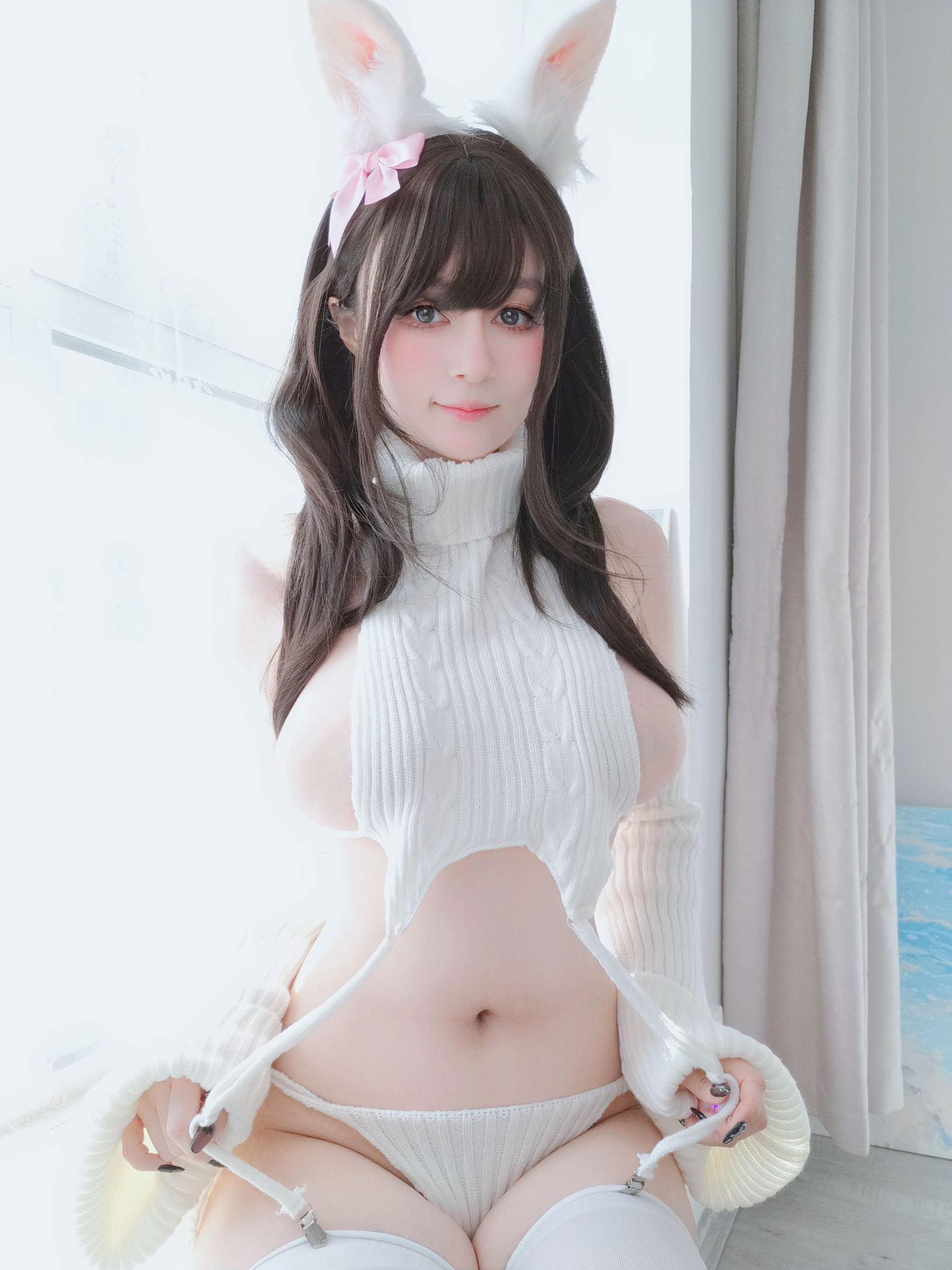 Coser小姐姐 白银 [fantia] 2024-01-23 小兔子/(34P)