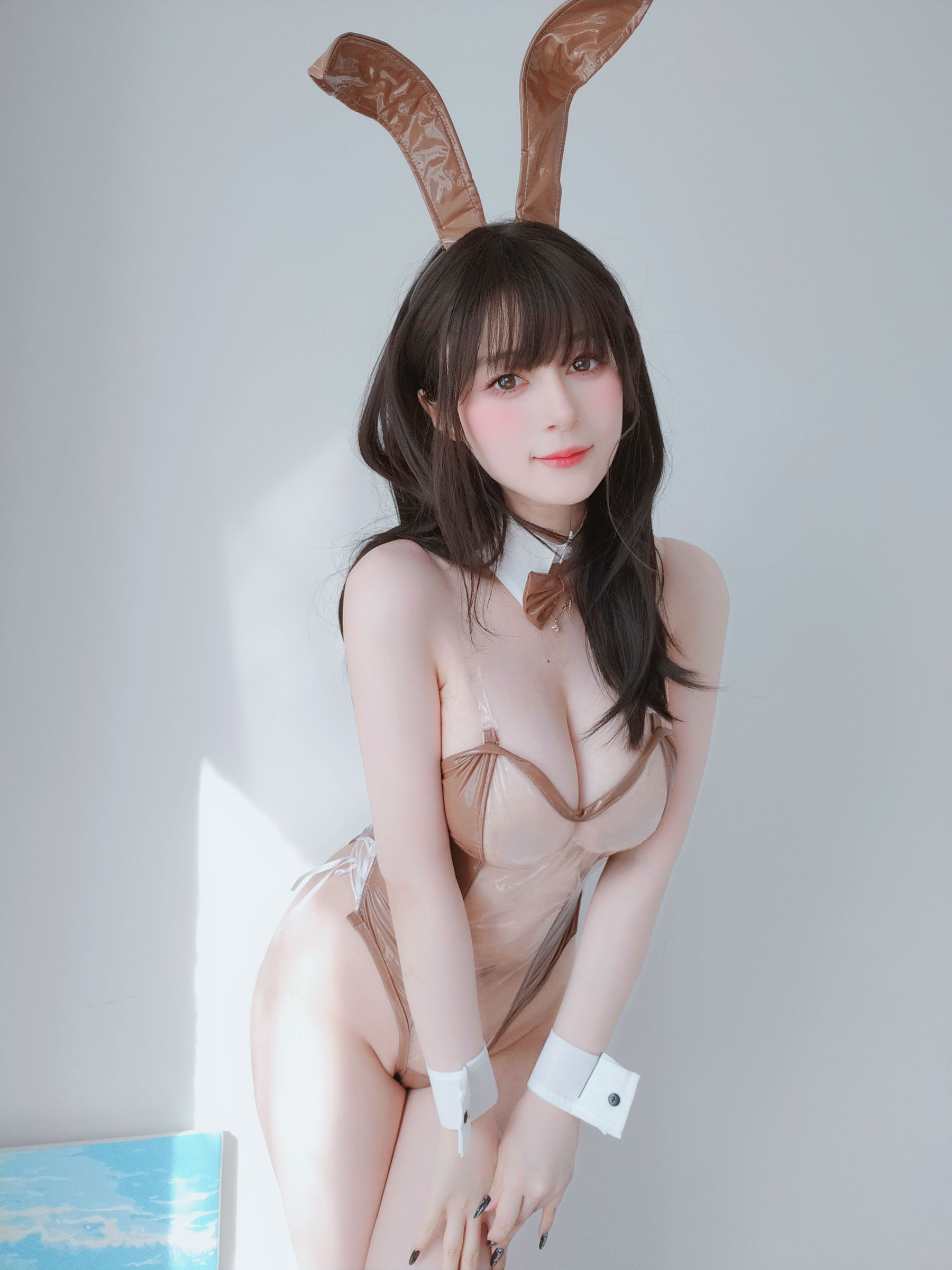 Coser小姐姐 白银 [fantia] 2024-01-15 透明ウサギガール/(31P)