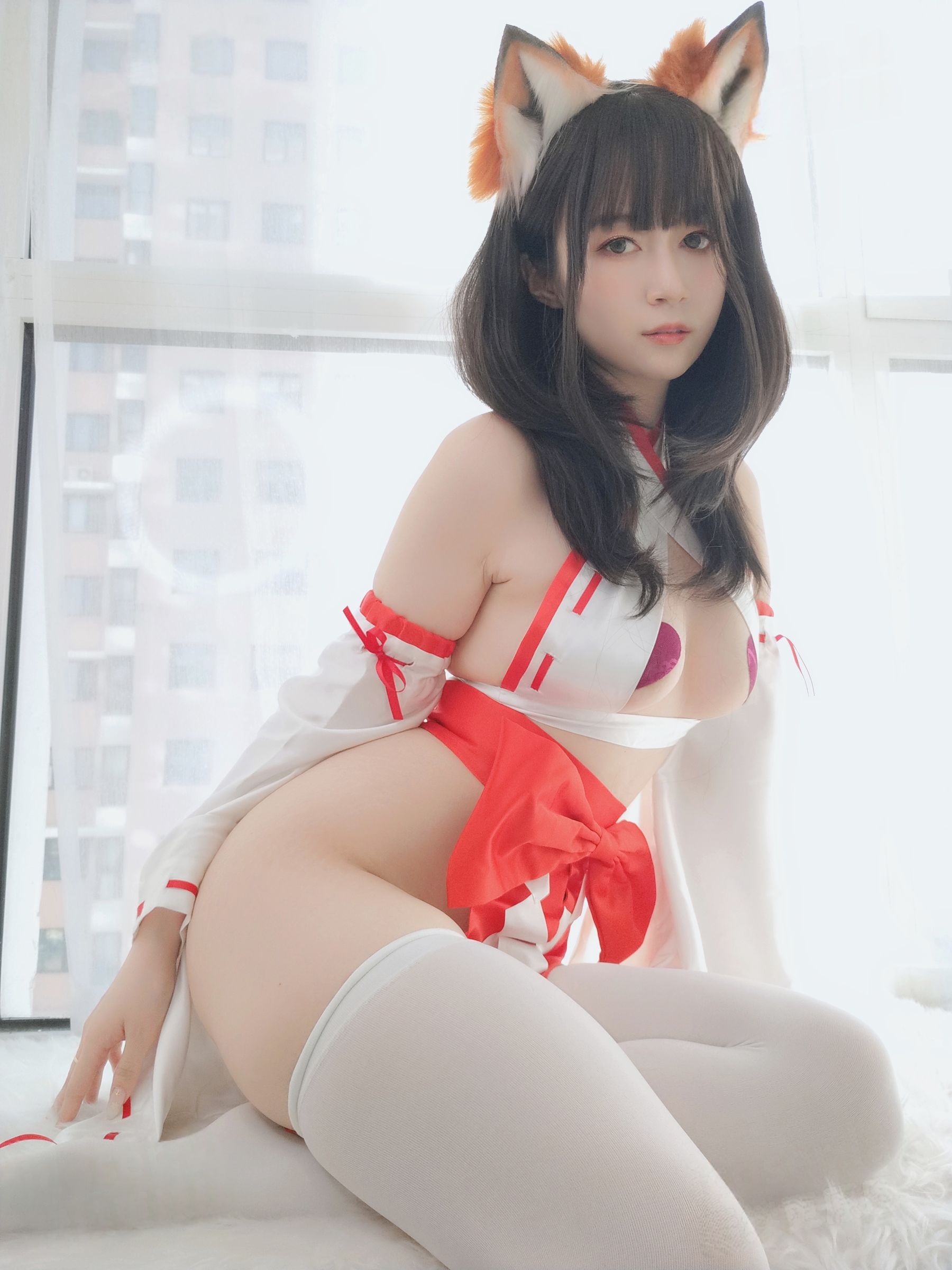 Coser小姐姐 白银 - 神社小狐狸/(93P)