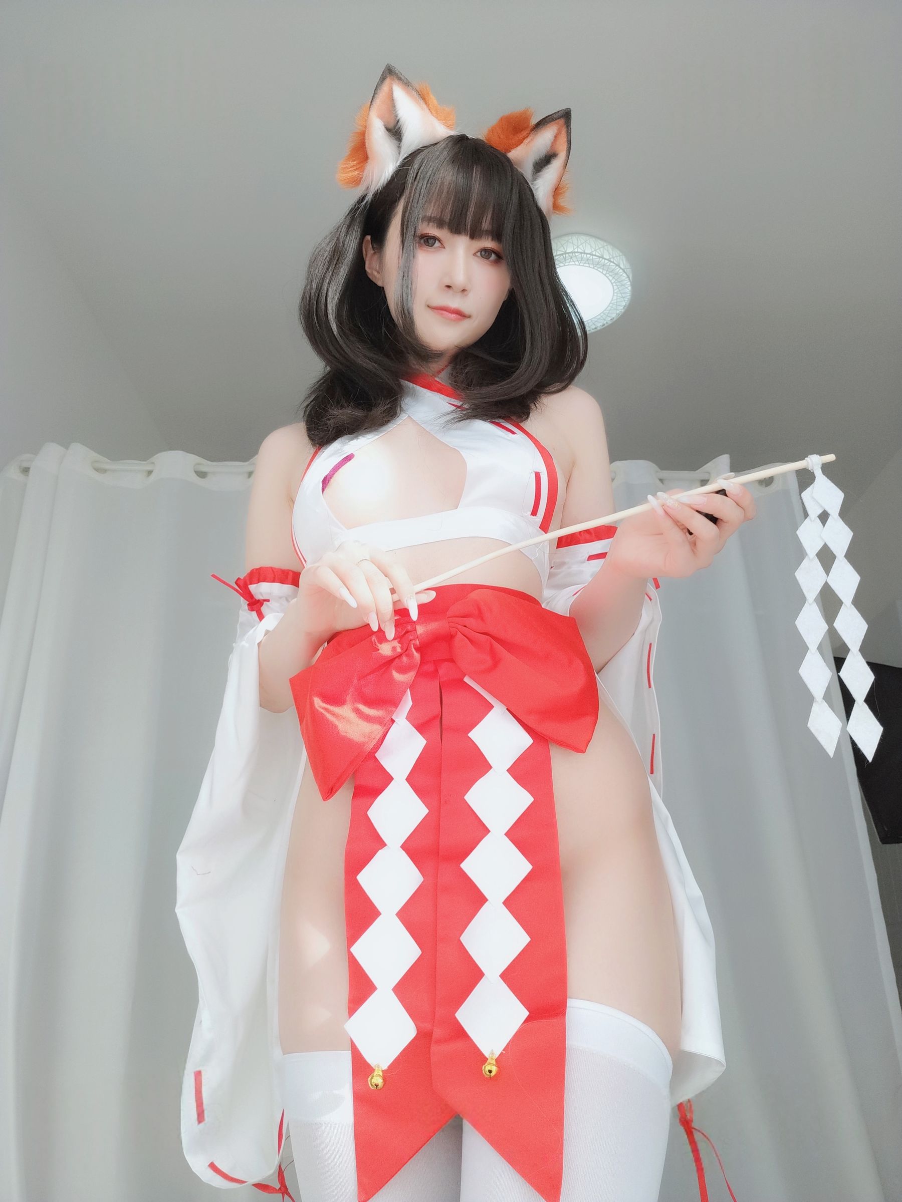 Coser小姐姐 白银 - 神社小狐狸/(93P)