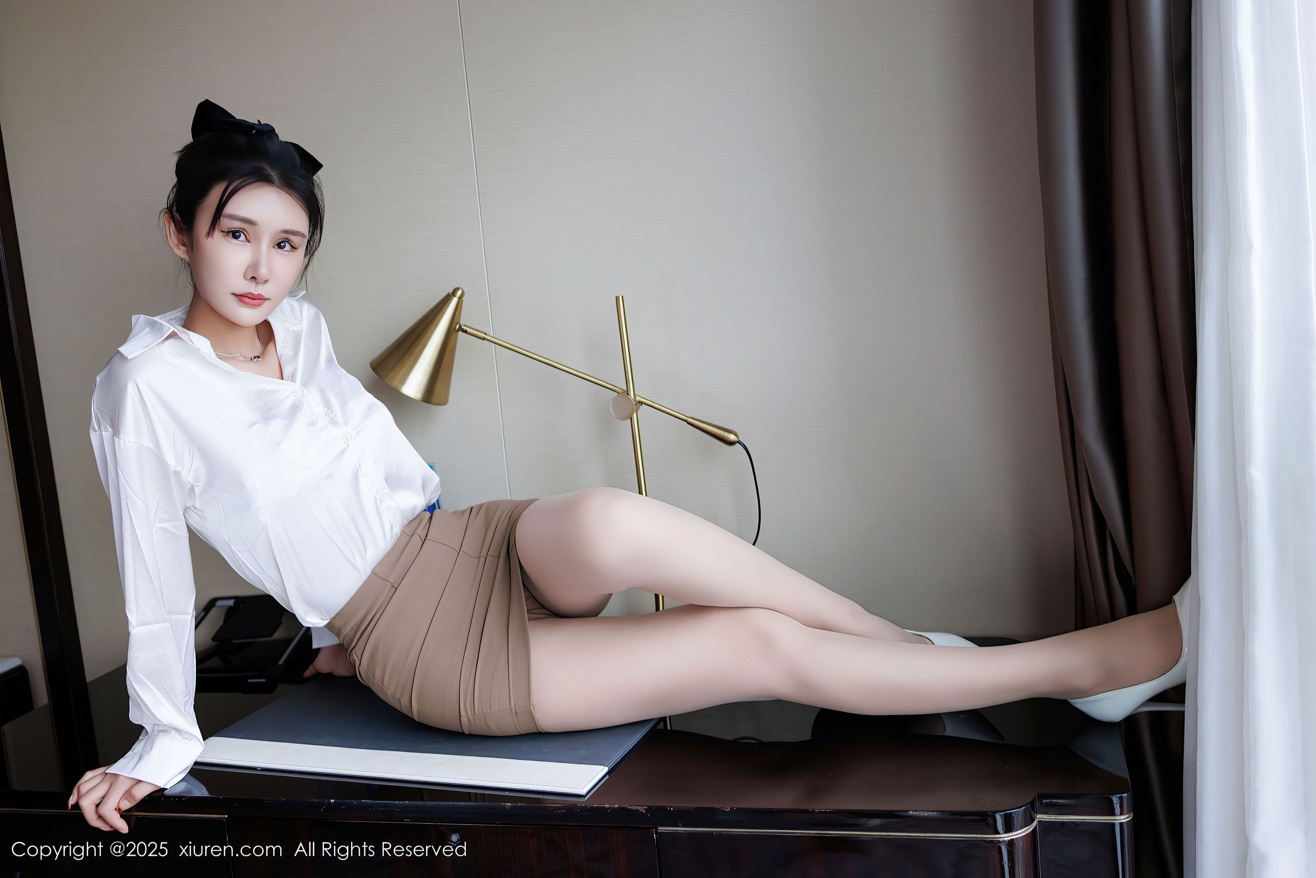 [秀人XiuRen] 2025.07.14 No.10543 艺艺yiyi/(49P)