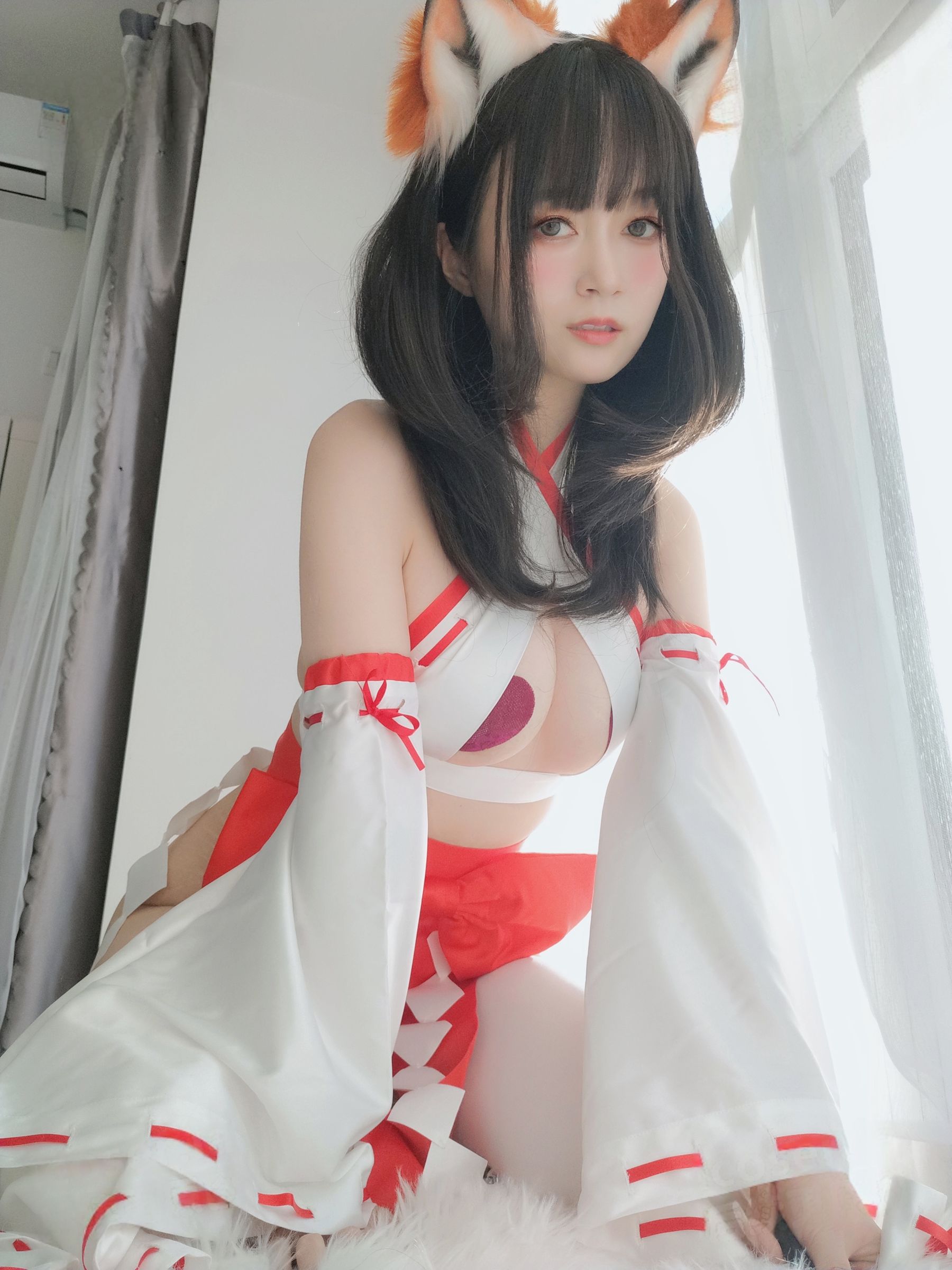 Coser小姐姐 白银 - 神社小狐狸/(93P)