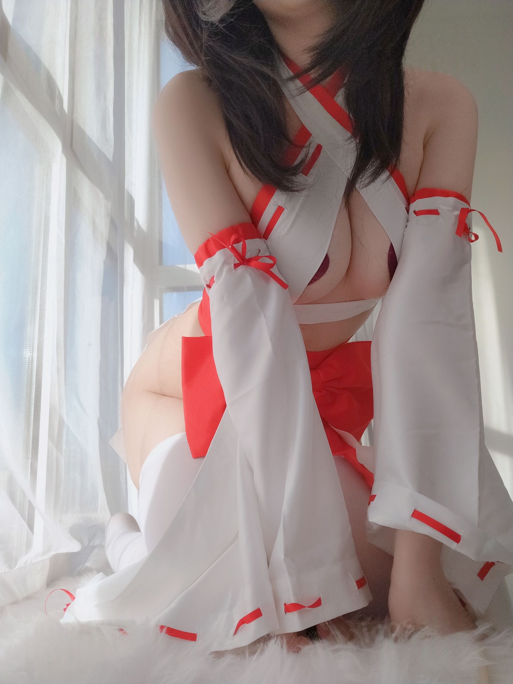 Coser小姐姐 白银 - 神社小狐狸/(93P)