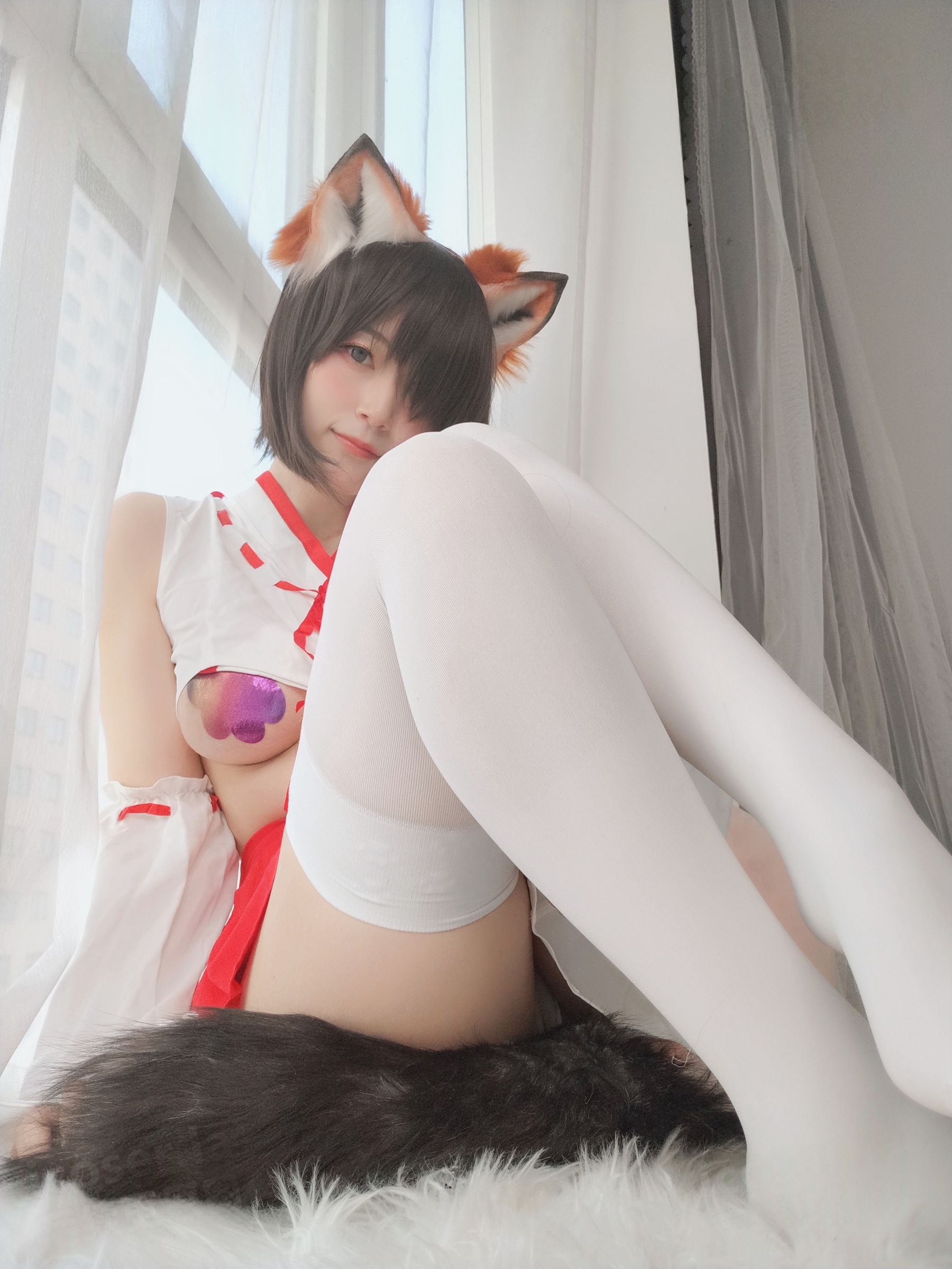 Coser小姐姐 白银 - 神社小狐狸/(93P)