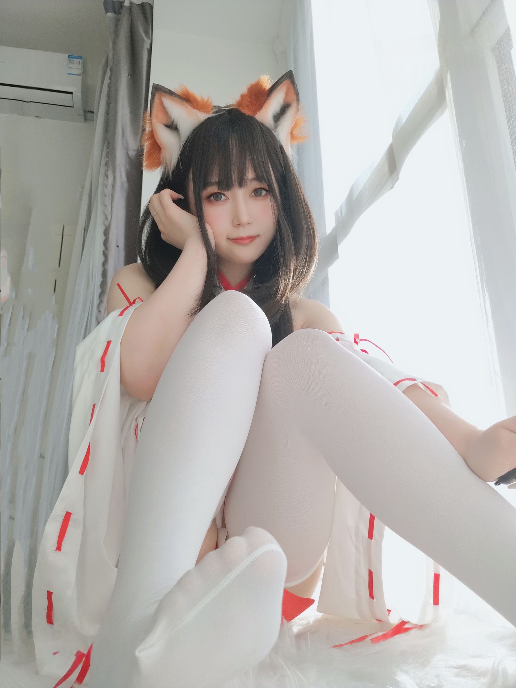 Coser小姐姐 白银 - 神社小狐狸/(93P)