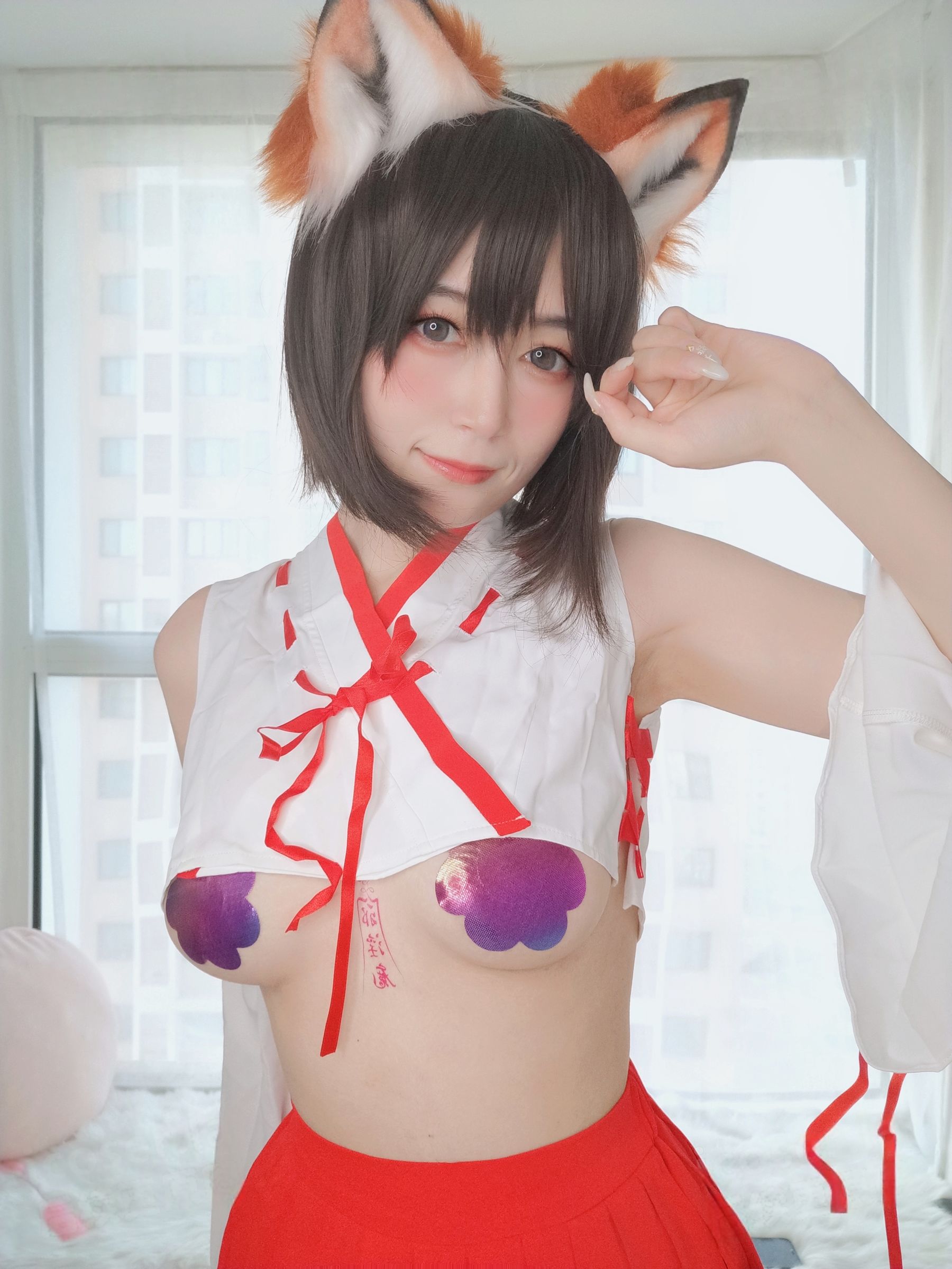 Coser小姐姐 白银 - 神社小狐狸/(93P)