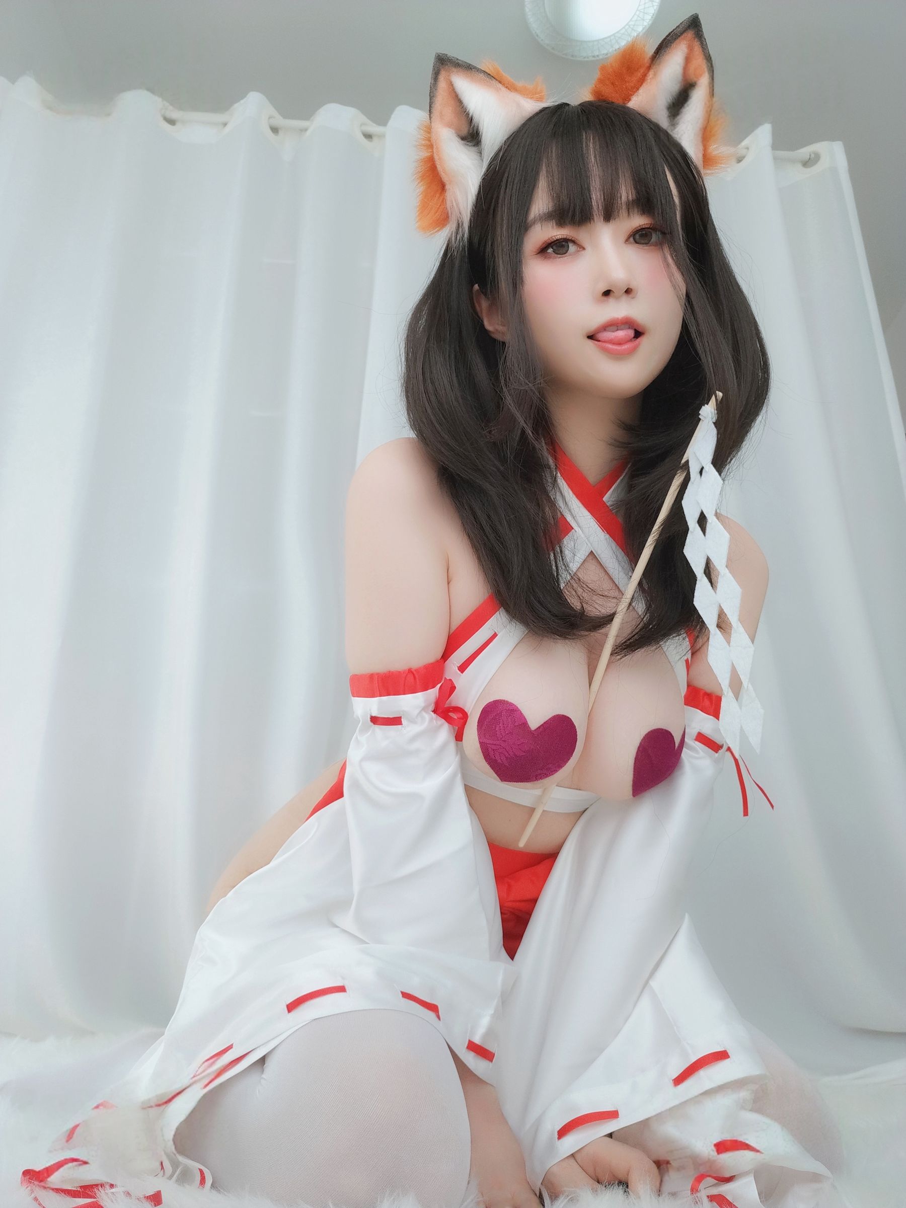 Coser小姐姐 白银 - 神社小狐狸/(93P)