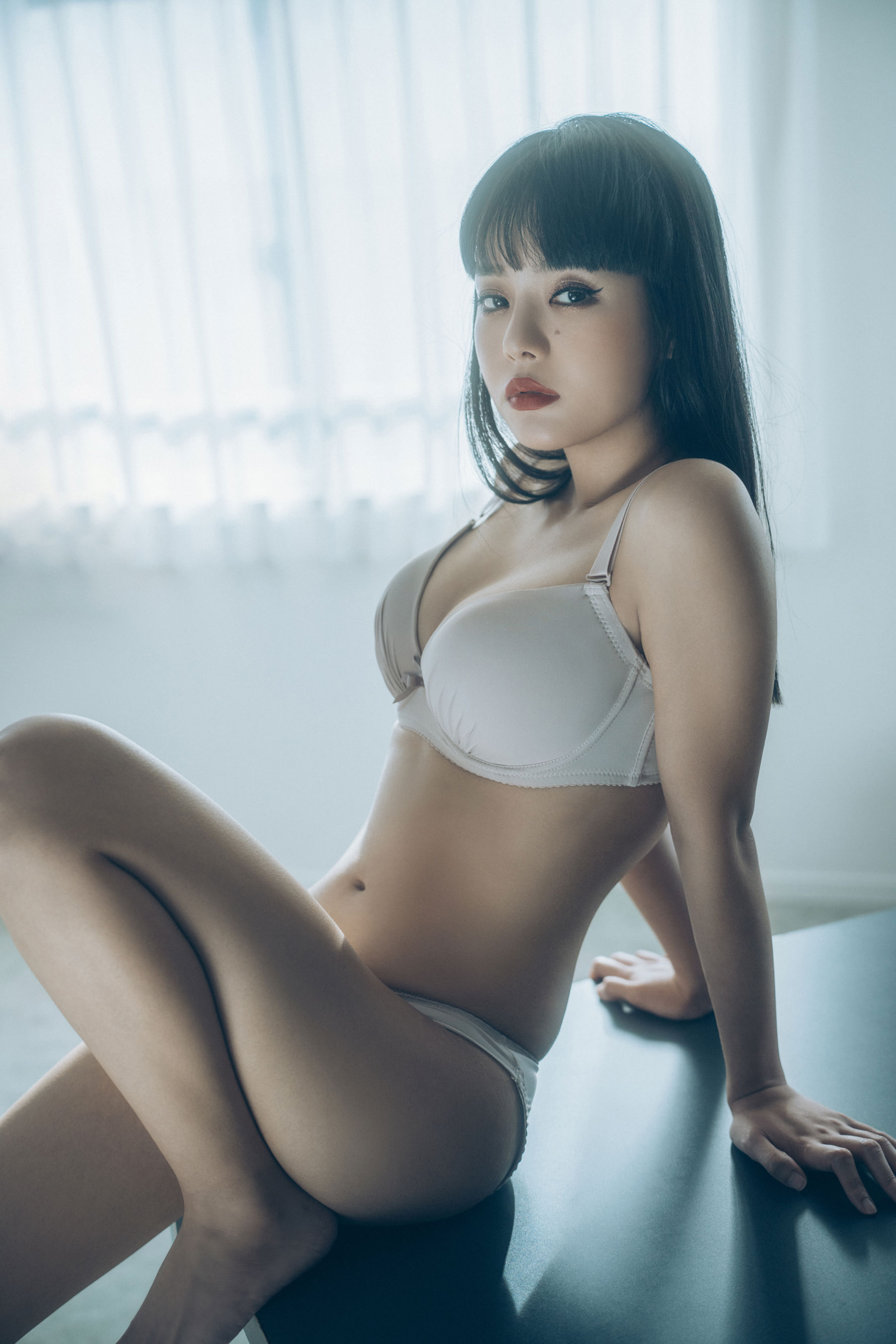 EIMI - Undergarments/(87P)