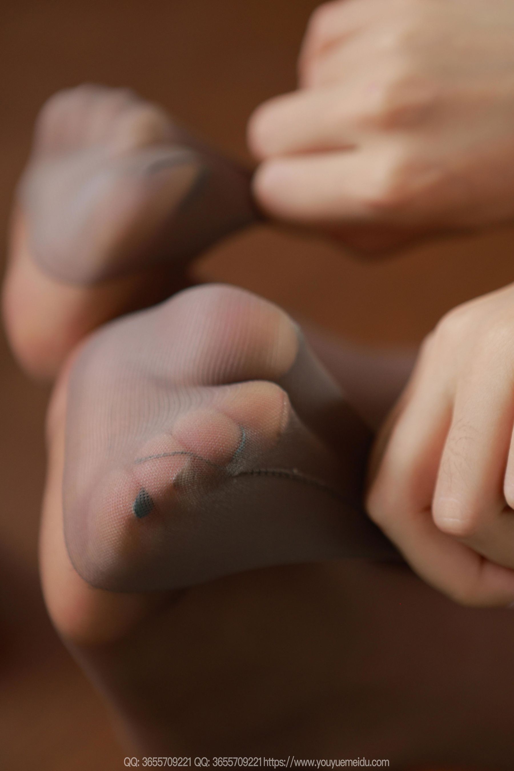 IESS异思趣向 - 模特： 兔兔 《老板在吗（上）》/(87P)