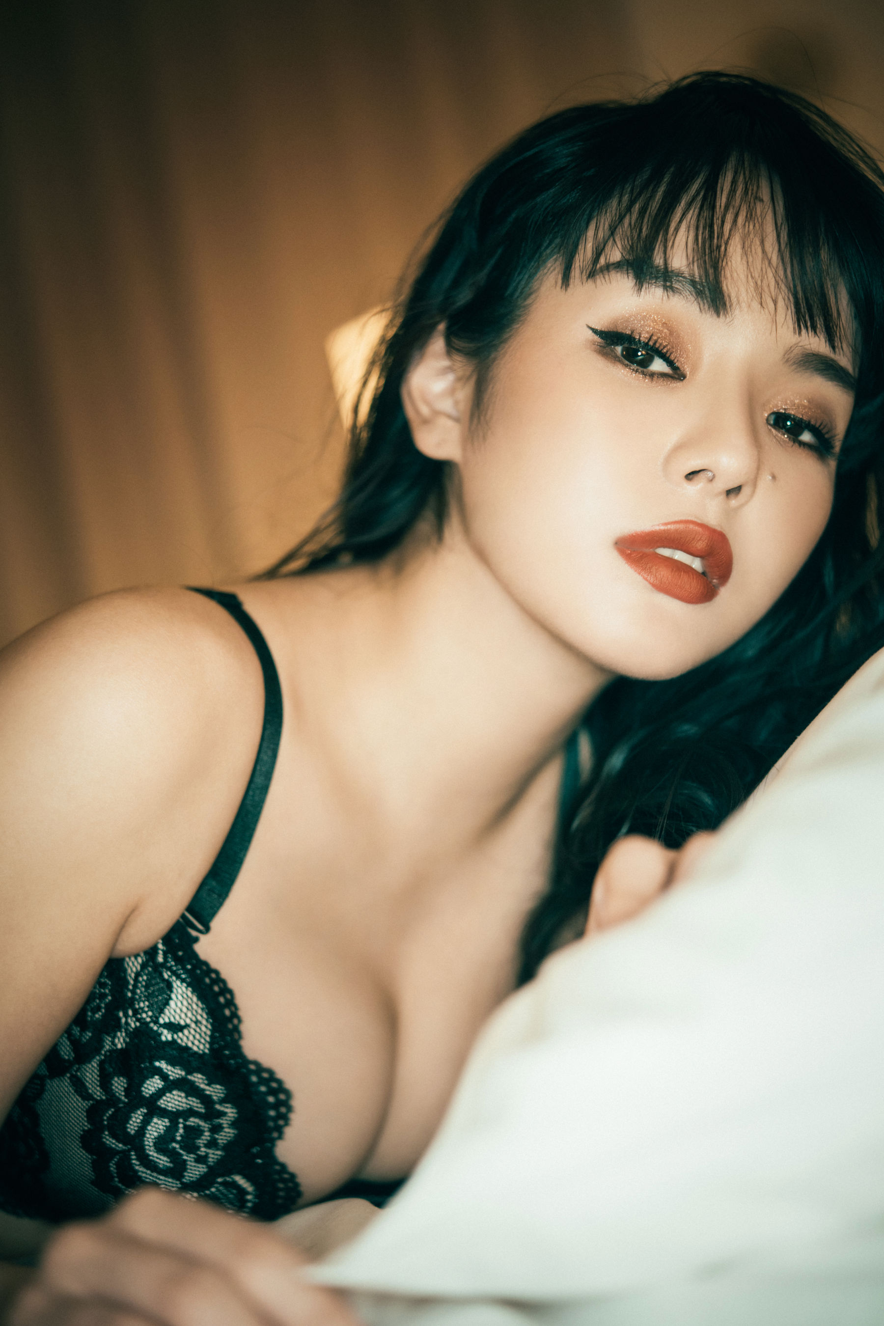 EIMI - Undergarments/(87P)