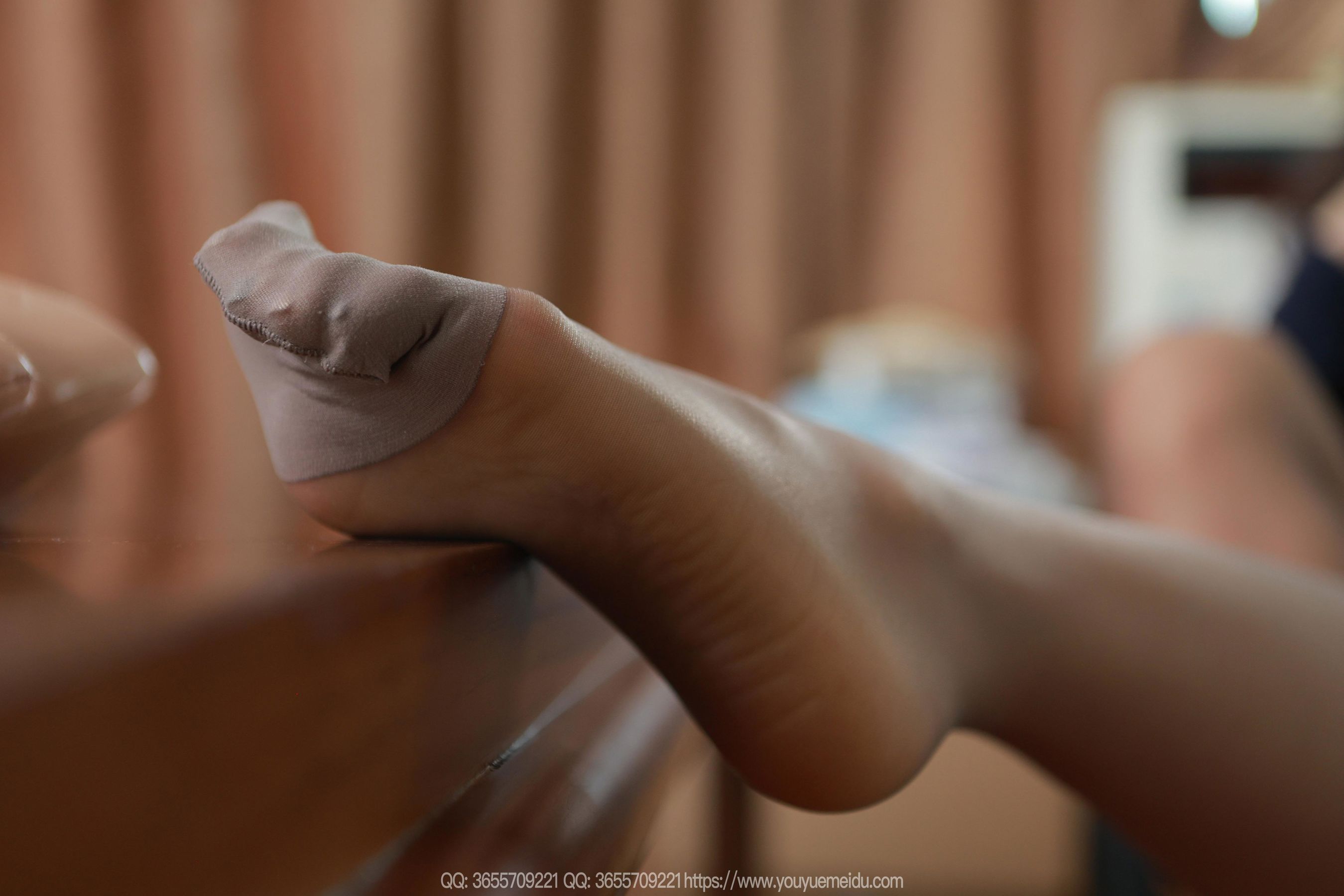 IESS异思趣向 - 模特： 兔兔 《老板在吗？（下）》/(83P)