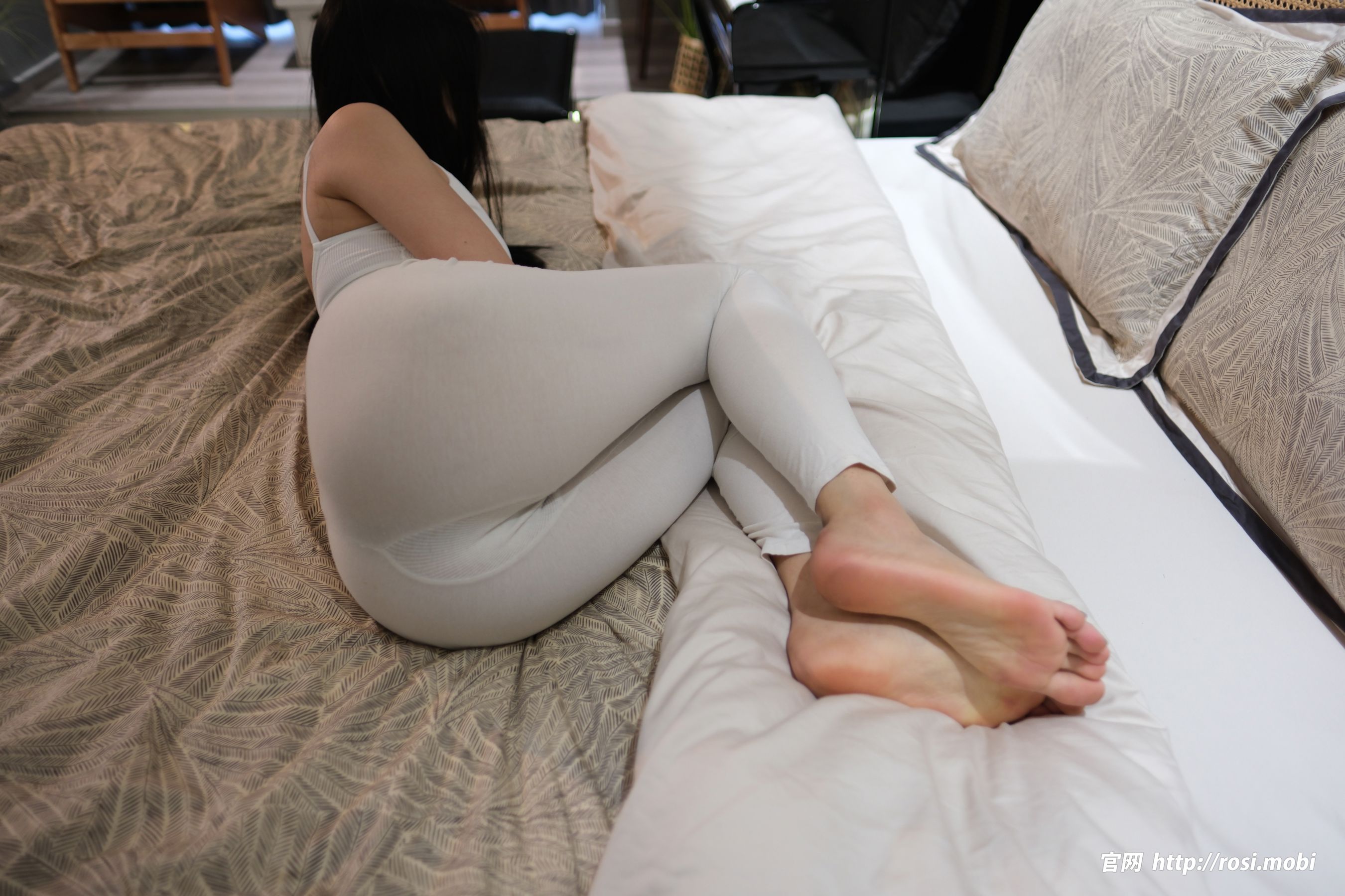 [ROSI写真] 2025.07.25 NO.4981/(92P)