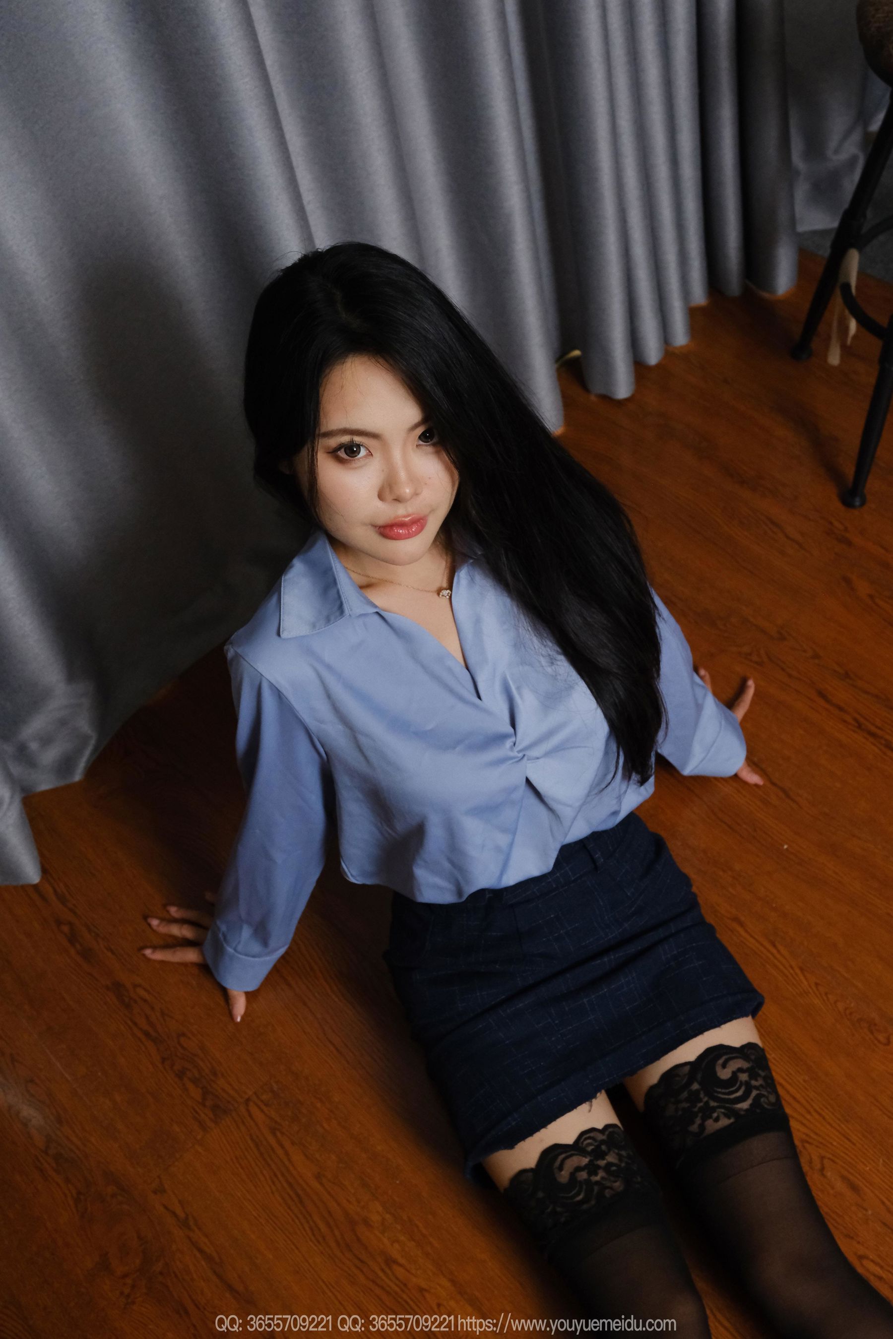 IESS异思趣向 - 模特： 兔兔 《蓝衣半筒袜》/(86P)