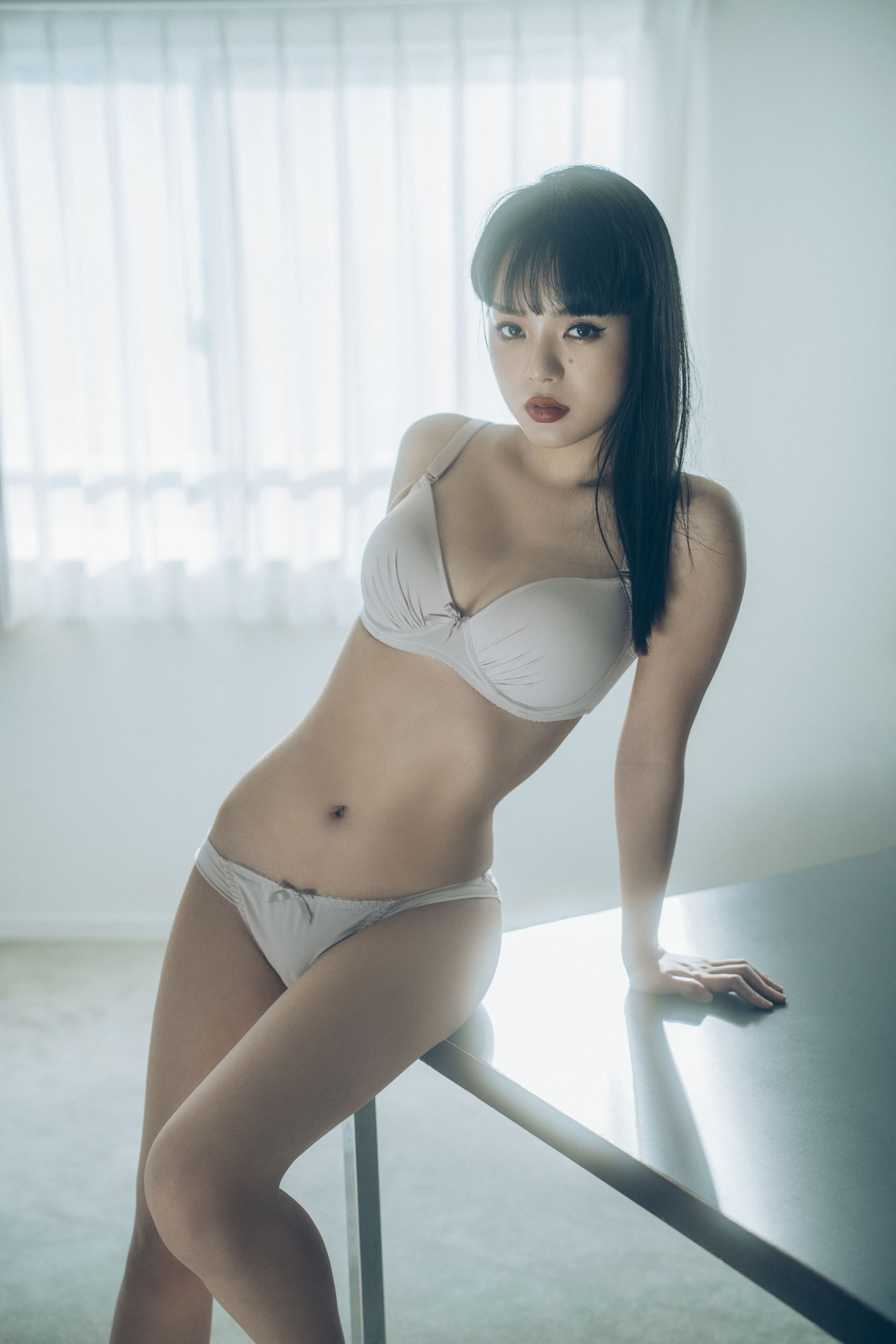 EIMI - Undergarments/(87P)
