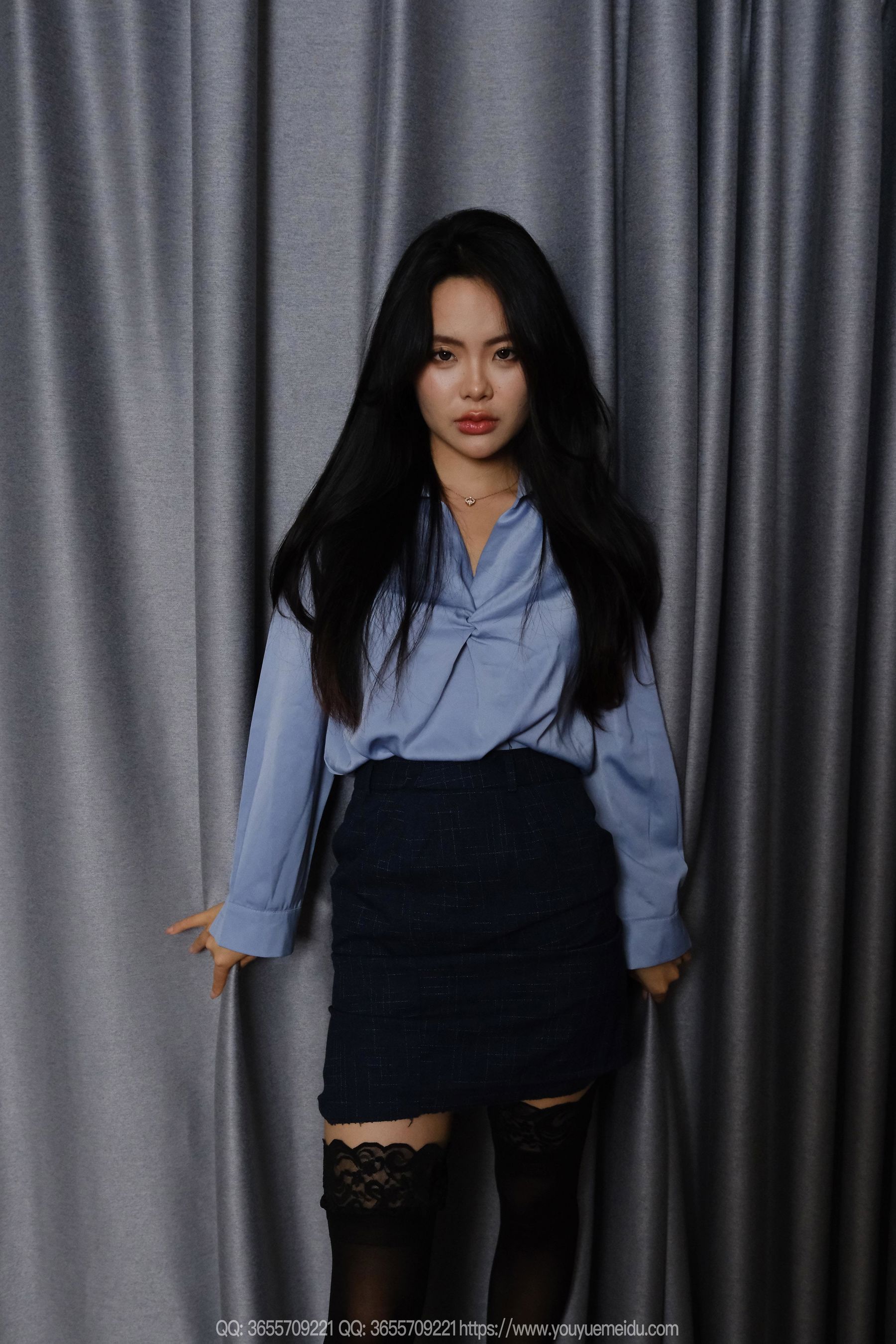 IESS异思趣向 - 模特： 兔兔 《蓝衣半筒袜》/(86P)