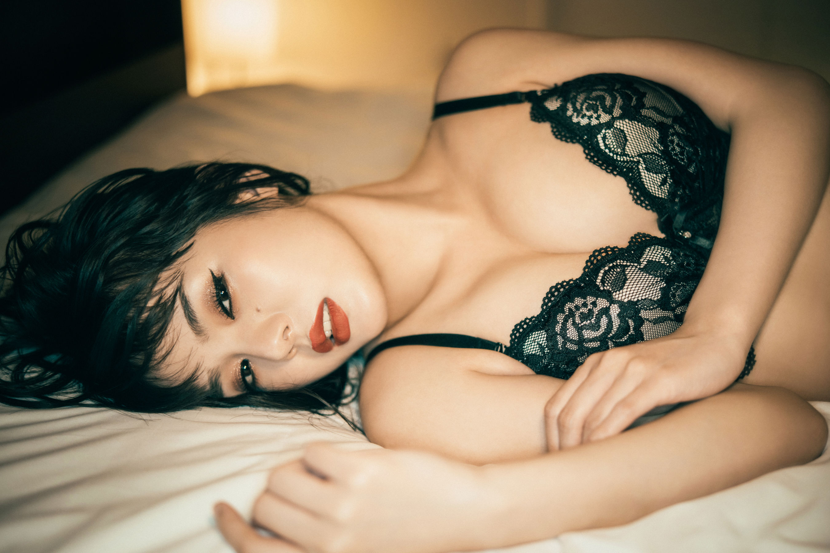 EIMI - Undergarments/(87P)